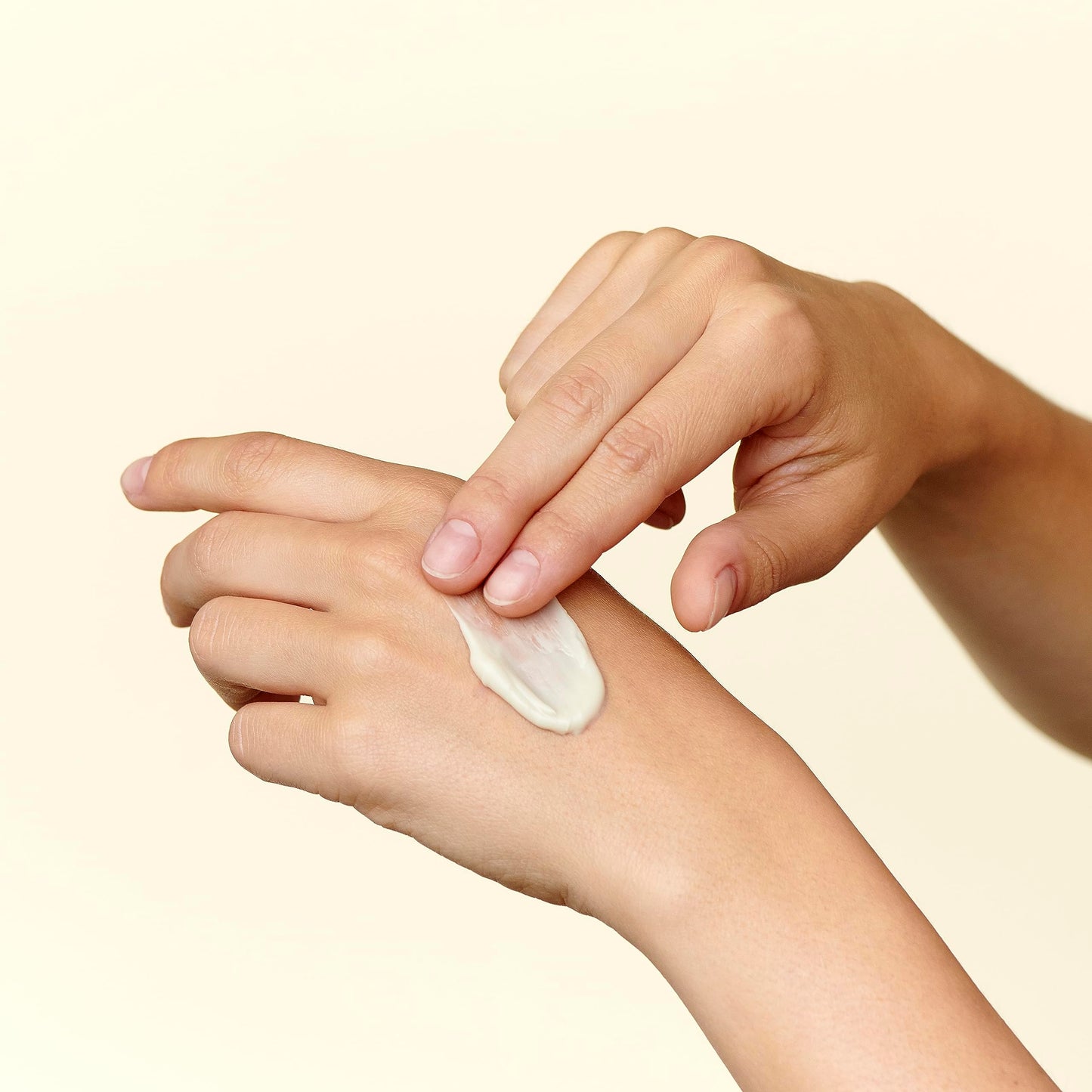 No Makeup Instant Blur Priming Moisturizer, 1 fl. oz.