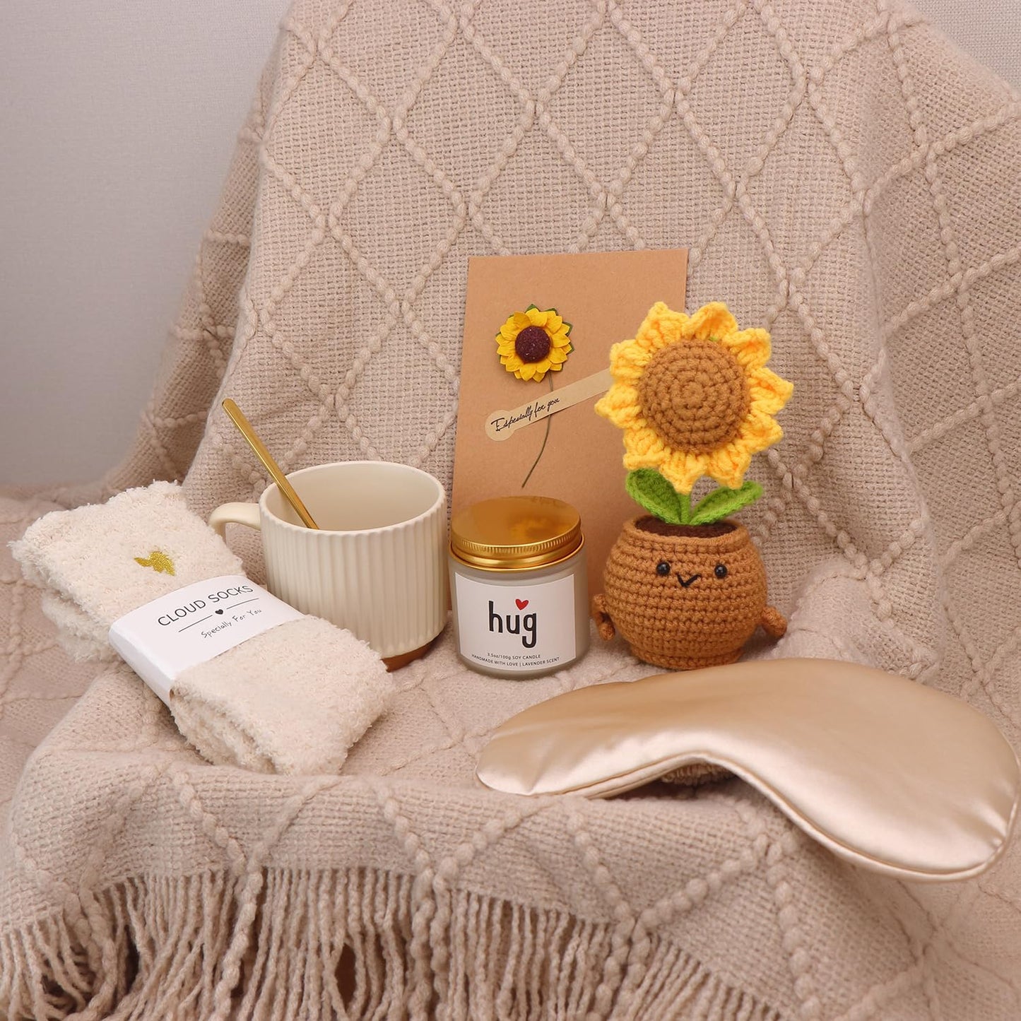 Women's Birthday Self-Care Gift Basket, Sunflower-Themed Sunshine Gift Sunshine Care Gift Set, Recovery Gift Basket ,Christmas Birthday Gift, Dedicated to Women, Mothers, Best Friends, Wives