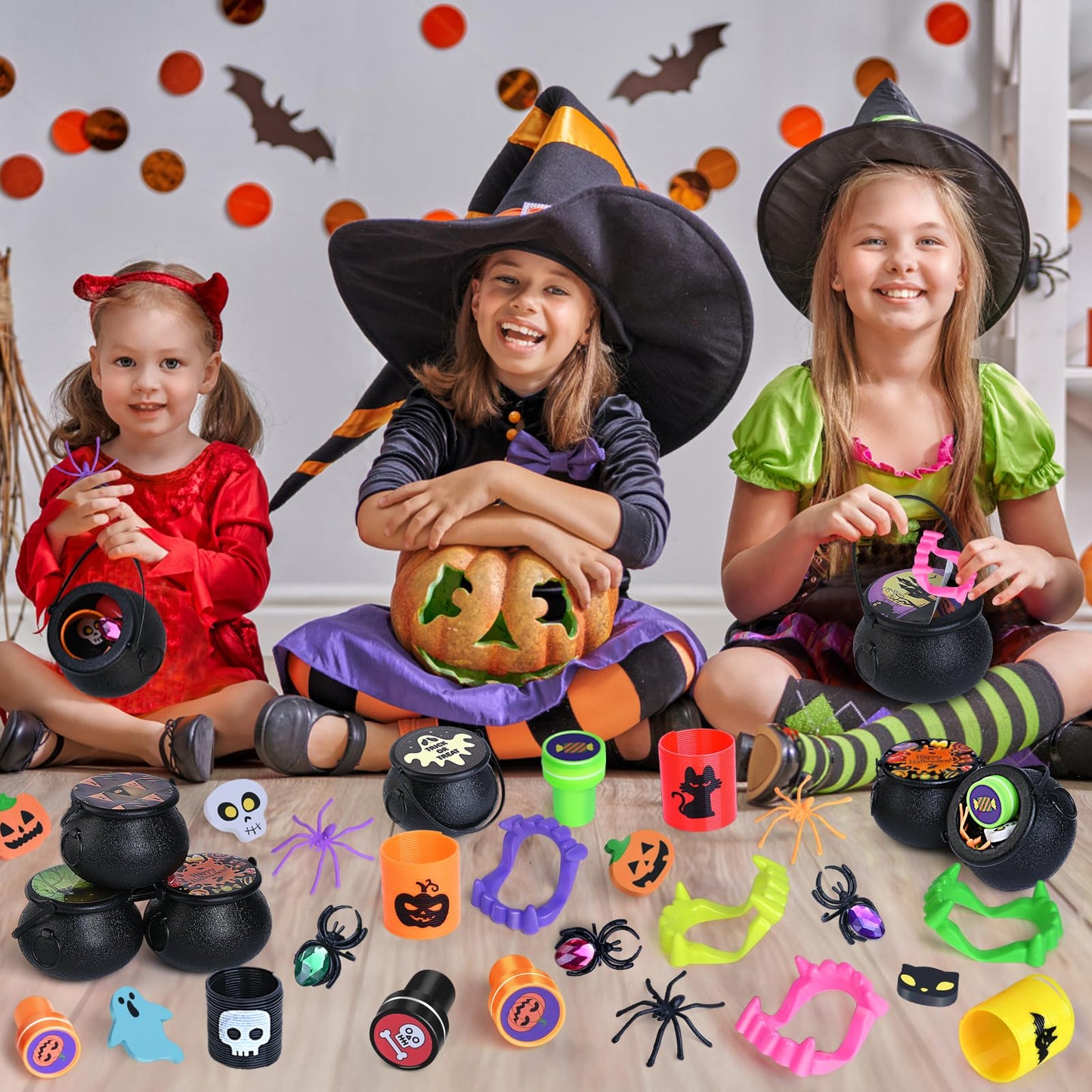 Letapapa 576 PCS Halloween Party Favors for Kids, 72 Pack Prefilled Small Plastic Witch Cauldron With Assorted Halloween Toy In Bulk, Miniatures for Kids Trick or Treat, Halloween Classroom Rewards