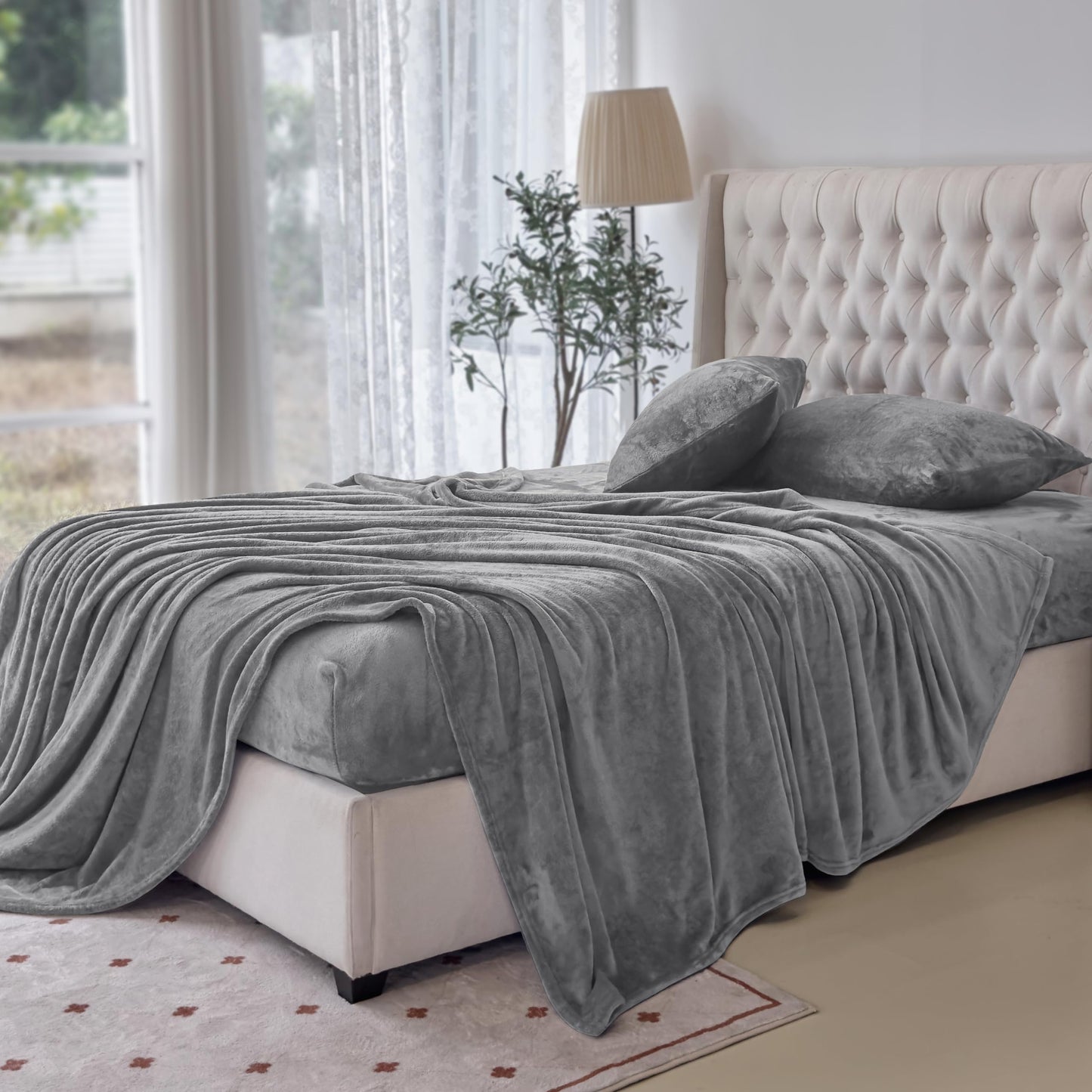 Elegant Comfort Luxuriously Soft 4-Piece Velvet Plush Flannel Sheet Set - Premium Quality - Cozy Warm, Anti-Static, Non Pilling Fuzzy Velvet Flannel Fleece Deep Pocket Sheet Set - Cal King, Gray