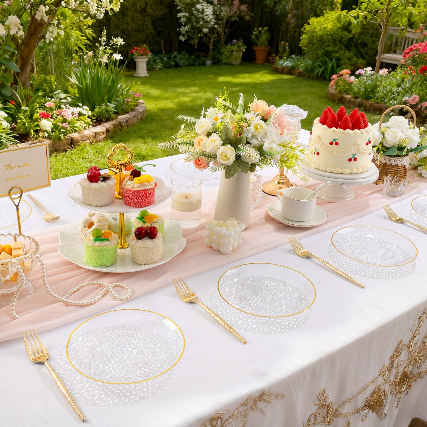 Rubtlamp 200 Pcs Clear Gold Dessert Plates 7" with Forks 7.6",Clear Plastic Hammered Platos, Dessert Plates Disposable, Heavy Duty Party Platos Include 100platos and 100forks for Party&Birthday