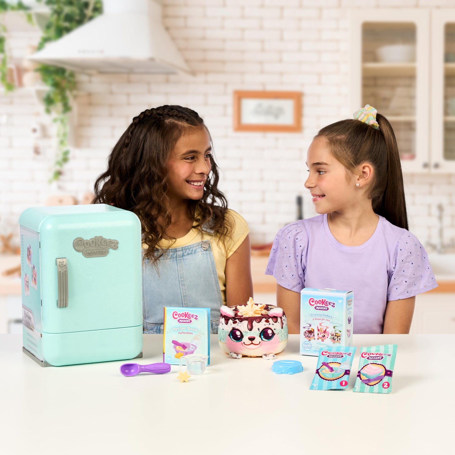 Cookeez Makery Freezy Cakez. Mix & Decorate Your Plush Best Friend! Which Surprise Freezy Cake Will You Make?