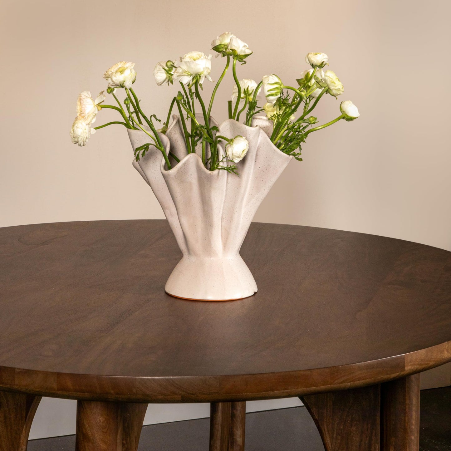 Bloomingville Stoneware Ruffled Vase with Reactive Glaze, Matte Cream