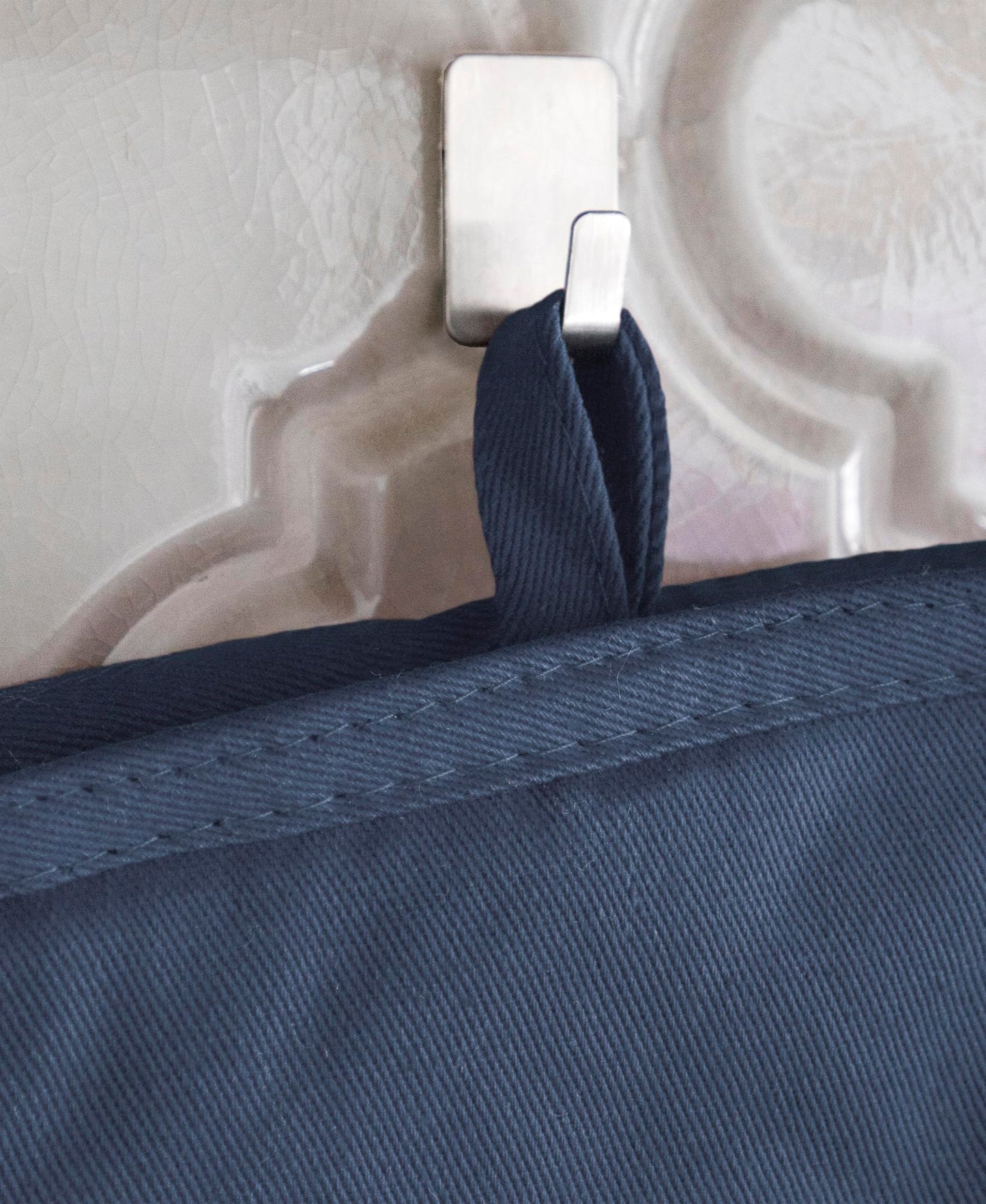 All-Clad Premium Silicone Oven Mitts, 2-Pack, Indigo