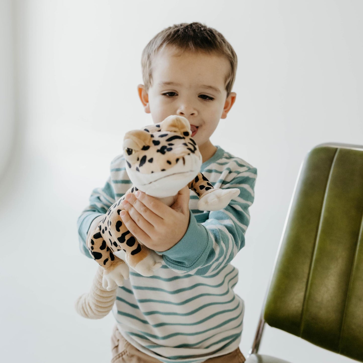 The Petting Zoo Leopard Gecko Stuffed Animal, Gifts for Kids, Wild Onez Zoo Animals, Leopard Gecko Plush Toy 12 inches