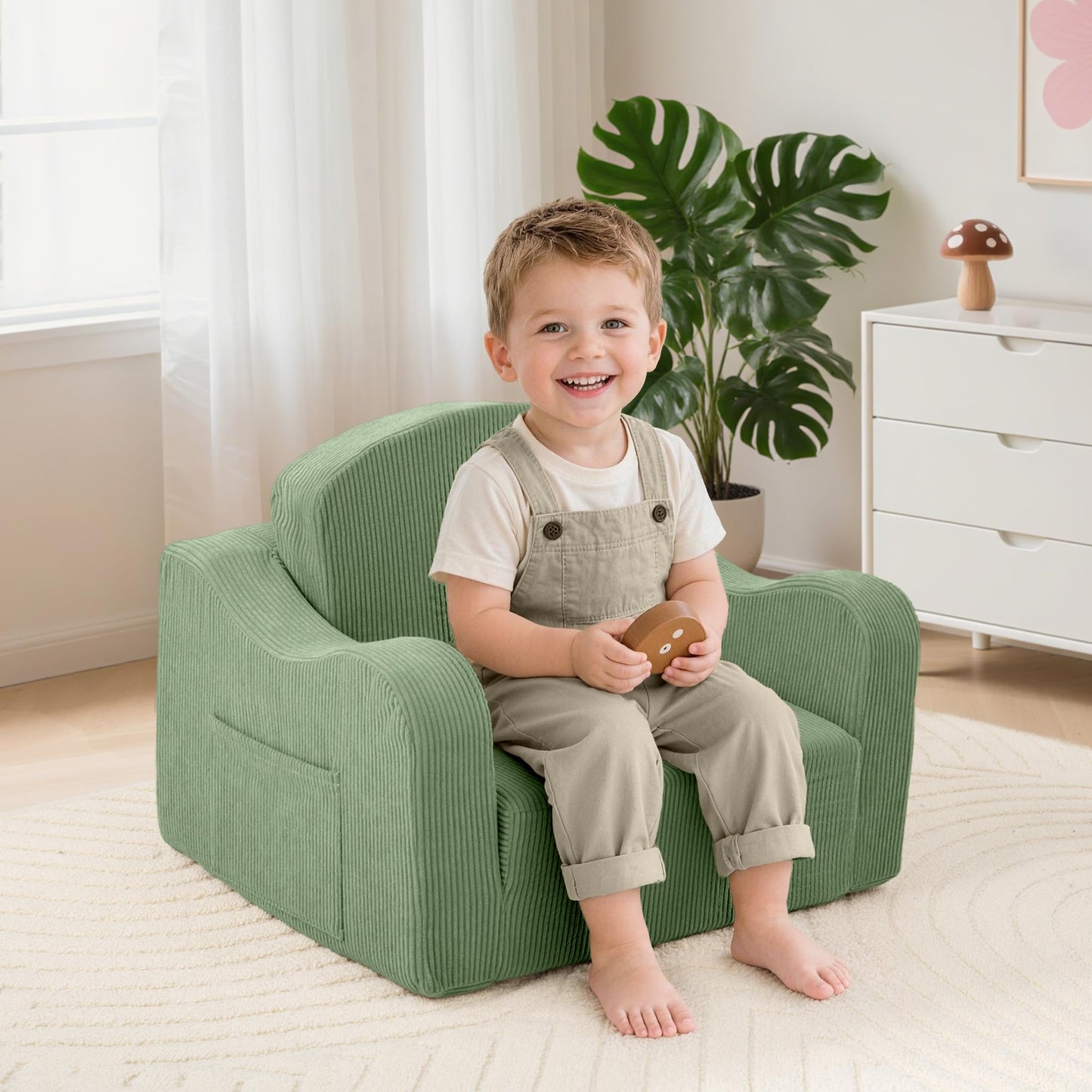 Airpanda Comfy Kids Chair and Couch, 2-in-1 Convertible Kids Sofa, Soft Fold-Out Design, Removable Washable Cover, Green