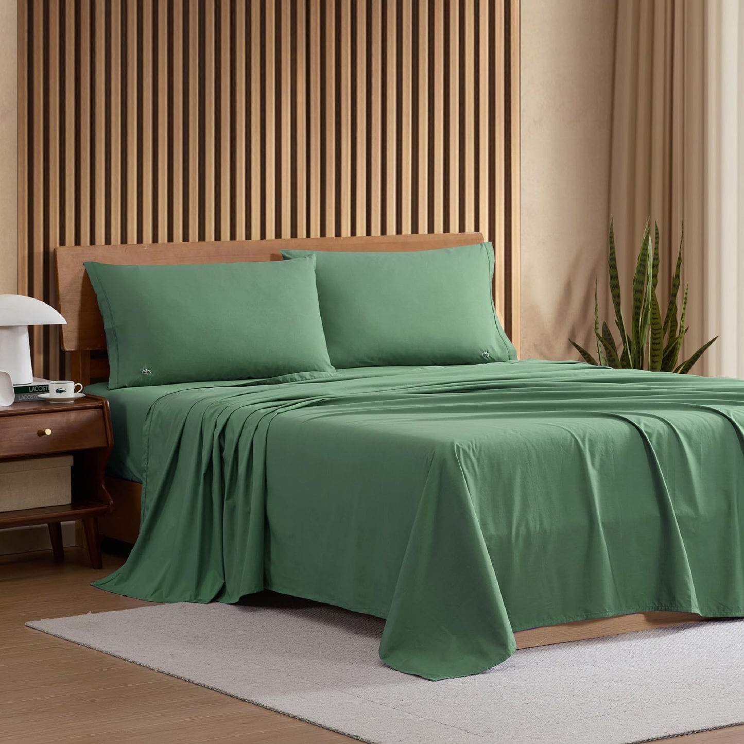 Lacoste 100% Cotton Percale 4-Piece Sheet Set – Crisp Cool Breathable All-Season Bedding, Oeko-Tex Certified, Soft Matte Finish, Durable Premium Cotton – Solid, Green, Queen