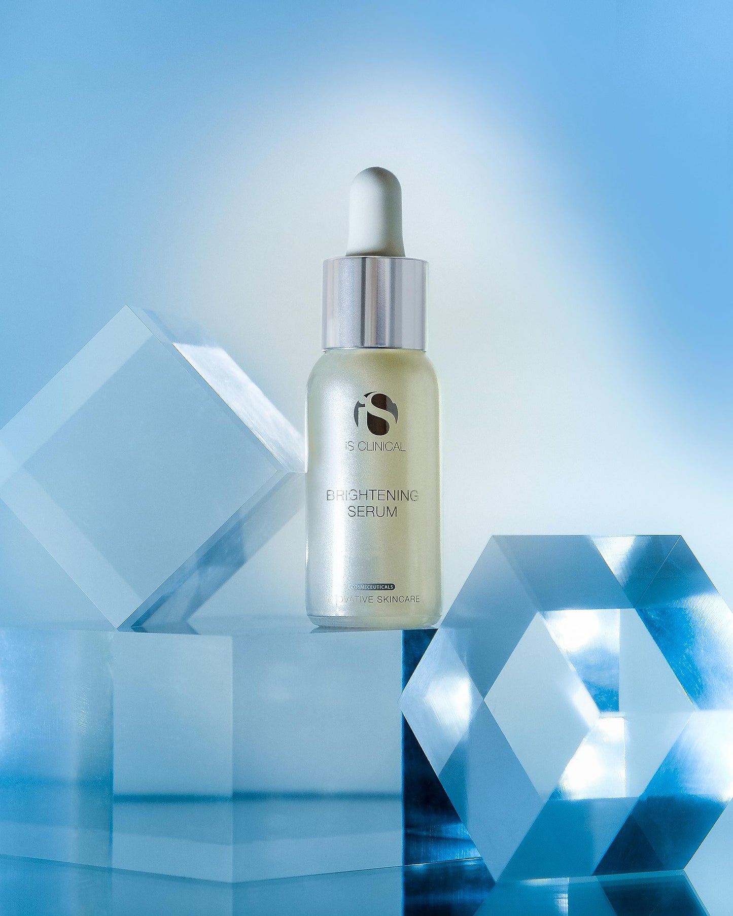 iS Clinical Brightening Serum 0.5 Fl Oz