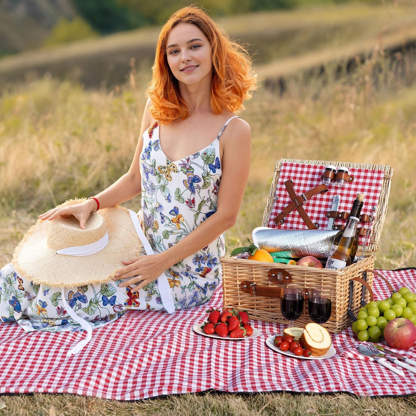 HappyPicnic Picnic Basket Set for 2 - Wicker Picnic Basket with Waterproof Blanket & Insulated Liner, Large Handmade Willow Hamper with Cutlery Kit for Outdoor, Picnic, Camping, Party, Holidays (Red)