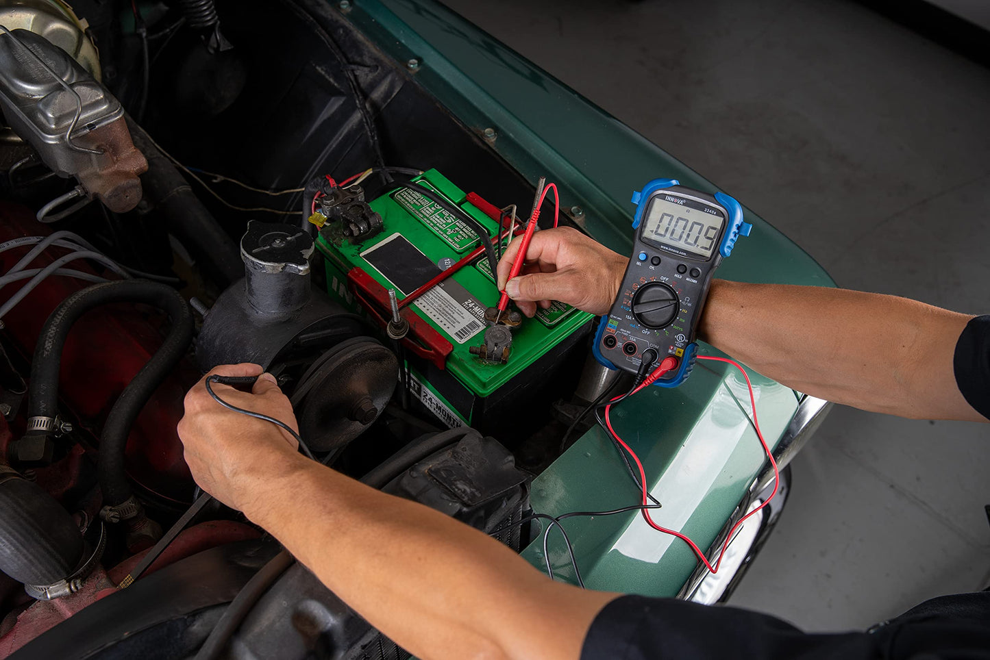 Innova 3340 Professional Automotive Digital Multimeter, Black