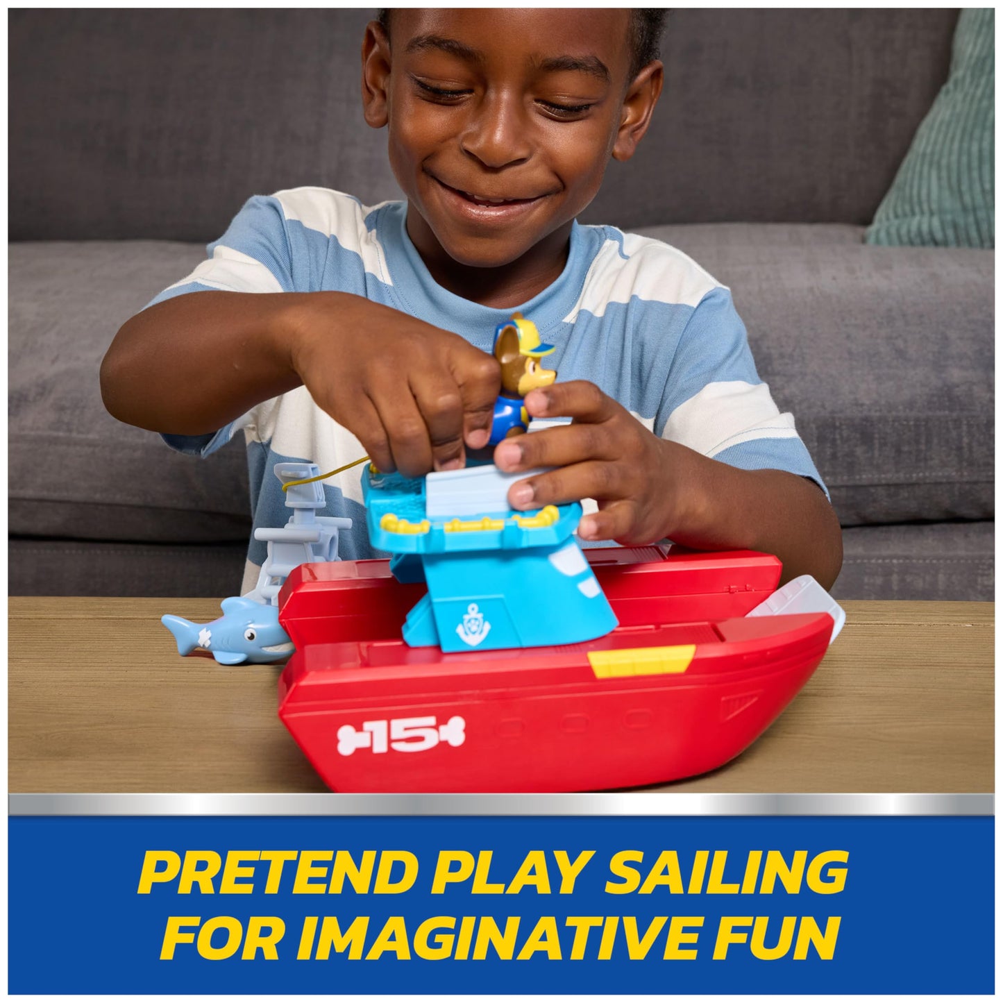 PAW Patrol Sea Patroller Vehicle with Chase and Shark Figure, 2 Patrol Modes, Kids Toys for Boys and Girls Ages 3 and Up