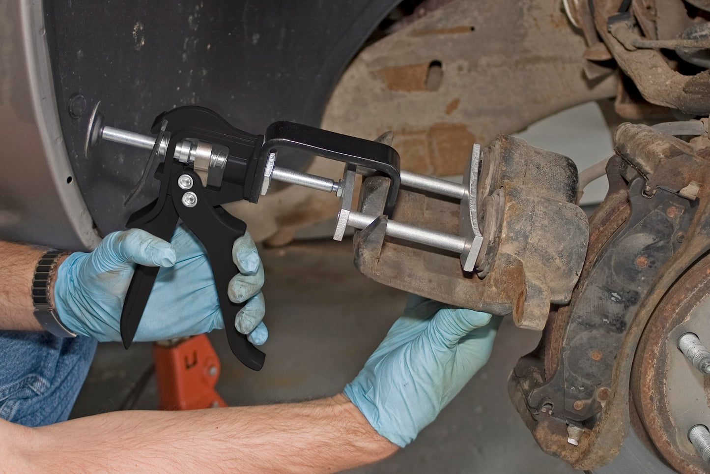 Lisle Dual Piston Brake Caliper Compressor (25750)