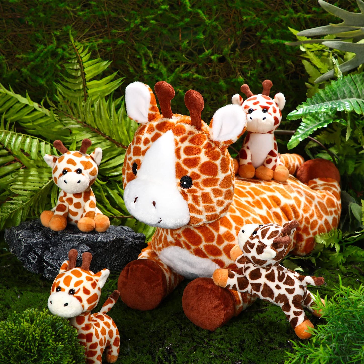 Honoson 5 Pcs Giraffe Stuffed Animals Set 18'' Large Mommy Giraffe Plush with 4 Cute Baby Zippered Tummy Soft Gift for Boy Girl Birthday Easter Favor Forest Party(Grovel)