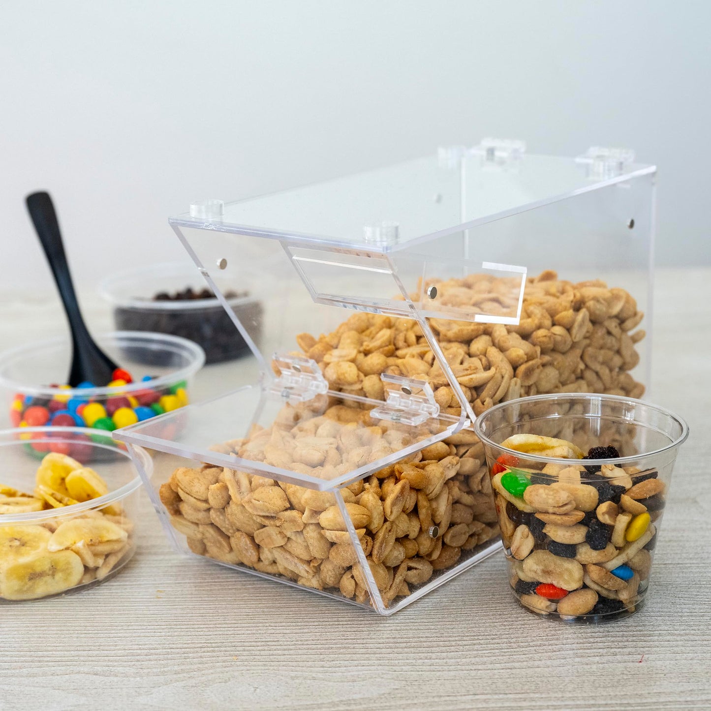 IneVibe Candy Bin Topping Dispenser - Acrylic Bulk Sprinkle Container w/Scoop, Stackable & Magnetic for Multiple Holders on Shelf - Commercial Setting for Cereal, Nuts, Candies & Snack Food Storage