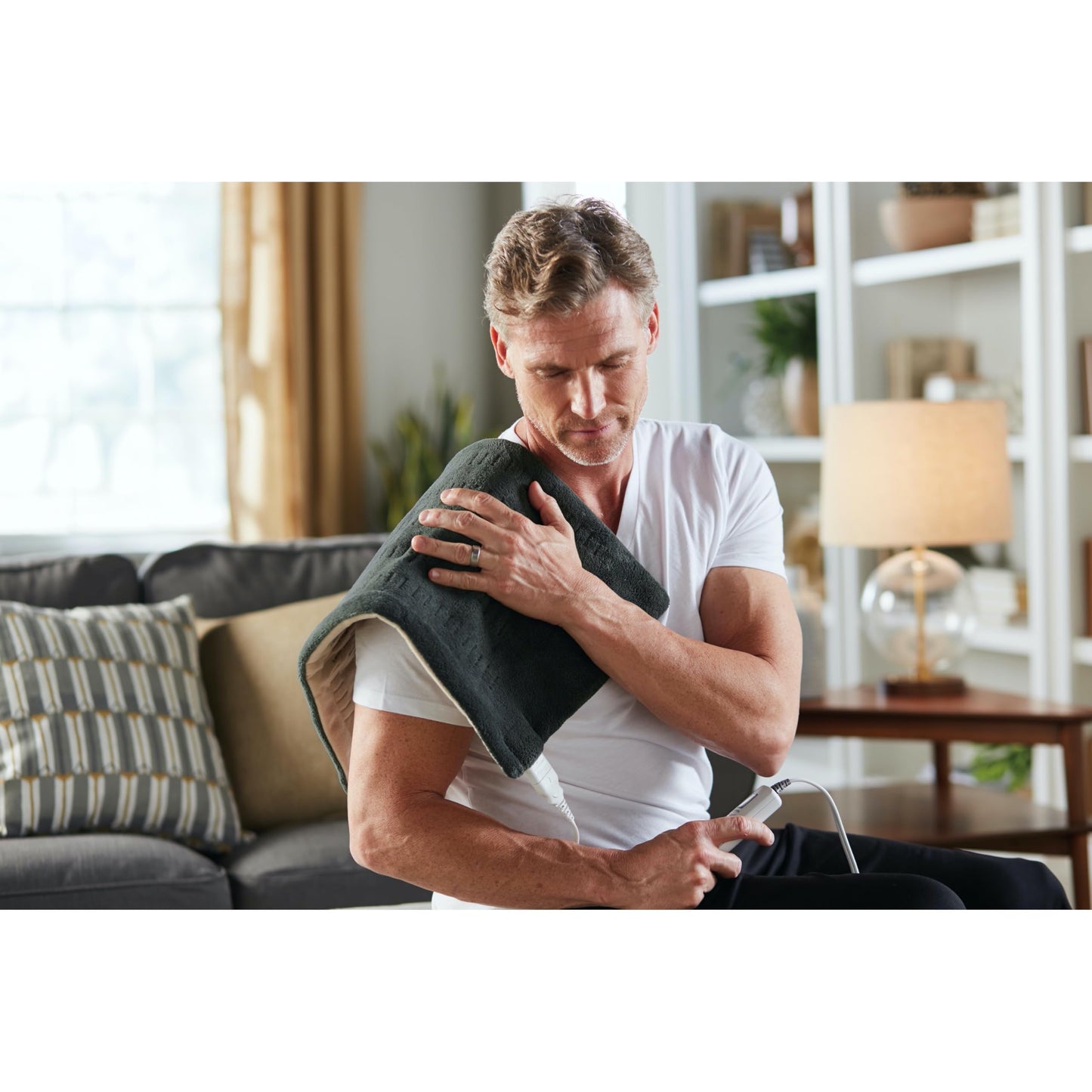 Sunbeam XL Heating Pad for Back Neck and Shoulder Pain Relief Auto Shut Off 6 Heat Settings Extra Large 12 x 24 Green Ideal for Muscle Aches and Arthritis Pain