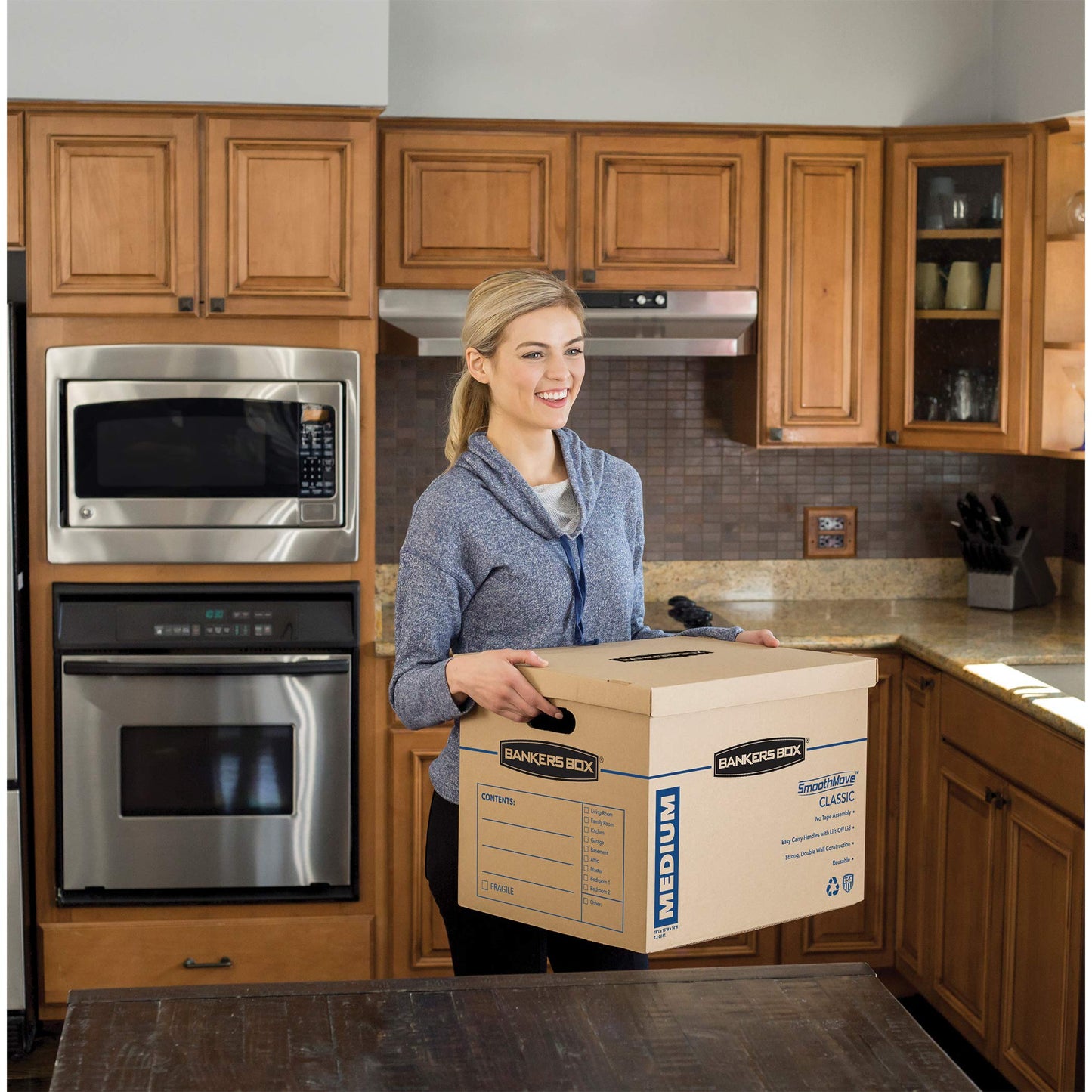 Bankers Box Medium Classic Moving Box 20 Pack, Reinforced Handles, Tape-Free Assembly, Box with Lid, 19" x 14.5" x 15.5", Cardboard