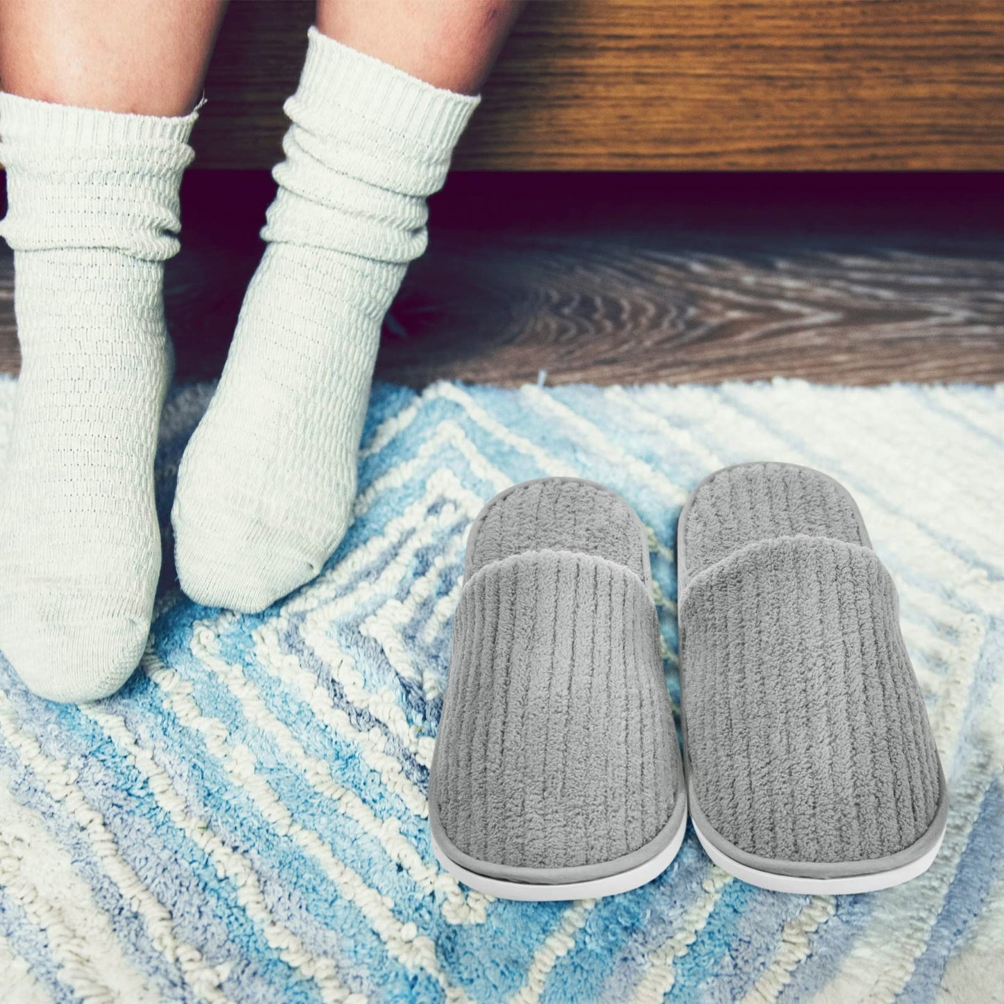 SATINIOR 18 Pairs Disposable Slippers for Guest Bulk Soft Washable House Women Men Slippers Pack for Hotel Spa Travel