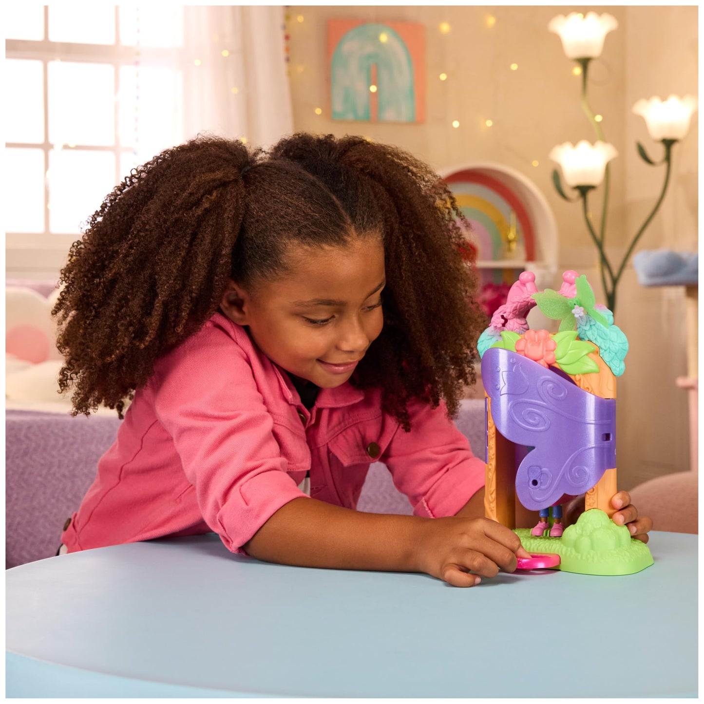 Gabby's Dollhouse Fairylandia, Fairy Magic Reveal Playset with Transforming Feature and Dollhouse Accessories, Kids Toys for Girls & Boys Ages 3 and Up