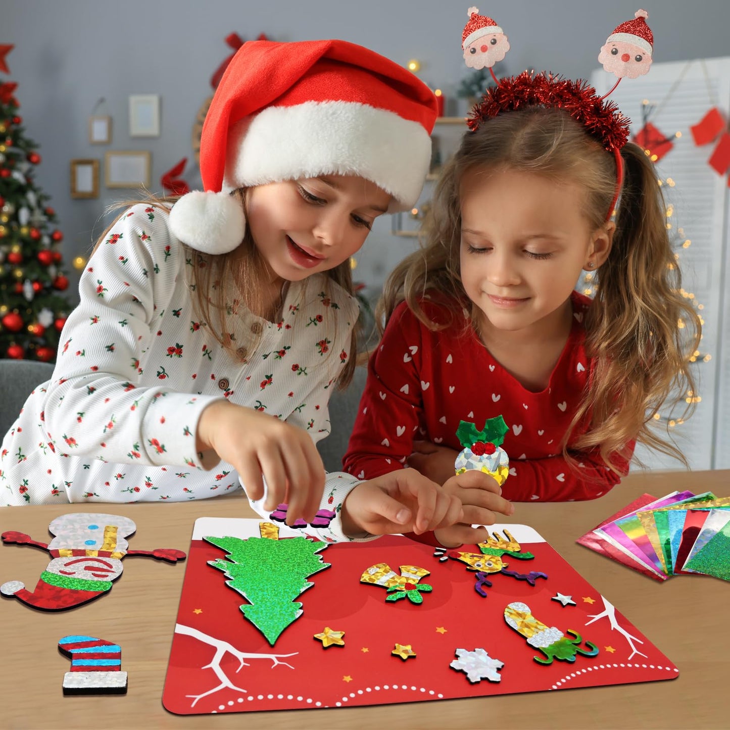 ZMLM Arts Crafts Gifts for Kids: Foil Art for 4 5 6 7 8 9 10 Year Old Girls and Boys - Foil Arts & Crafts Gifts for Kids - Little Children's Fun Birthday Activities Kits Travel Toys(Christmas)