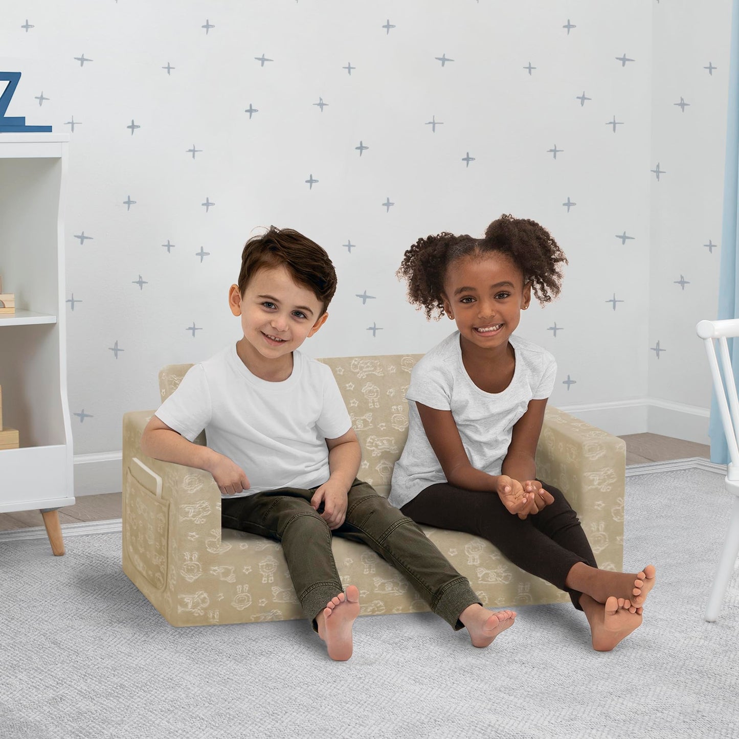 Delta Children - Serta Perfect Sleeper Kids 2-Seater Sofa, Convertible 2-in-1 Flip Open Toddler Couch Sleeper, Foam Chair for Playroom & Bedroom, Bed Lounger, Comfy Play Sleeping Lounge Chair, Cream