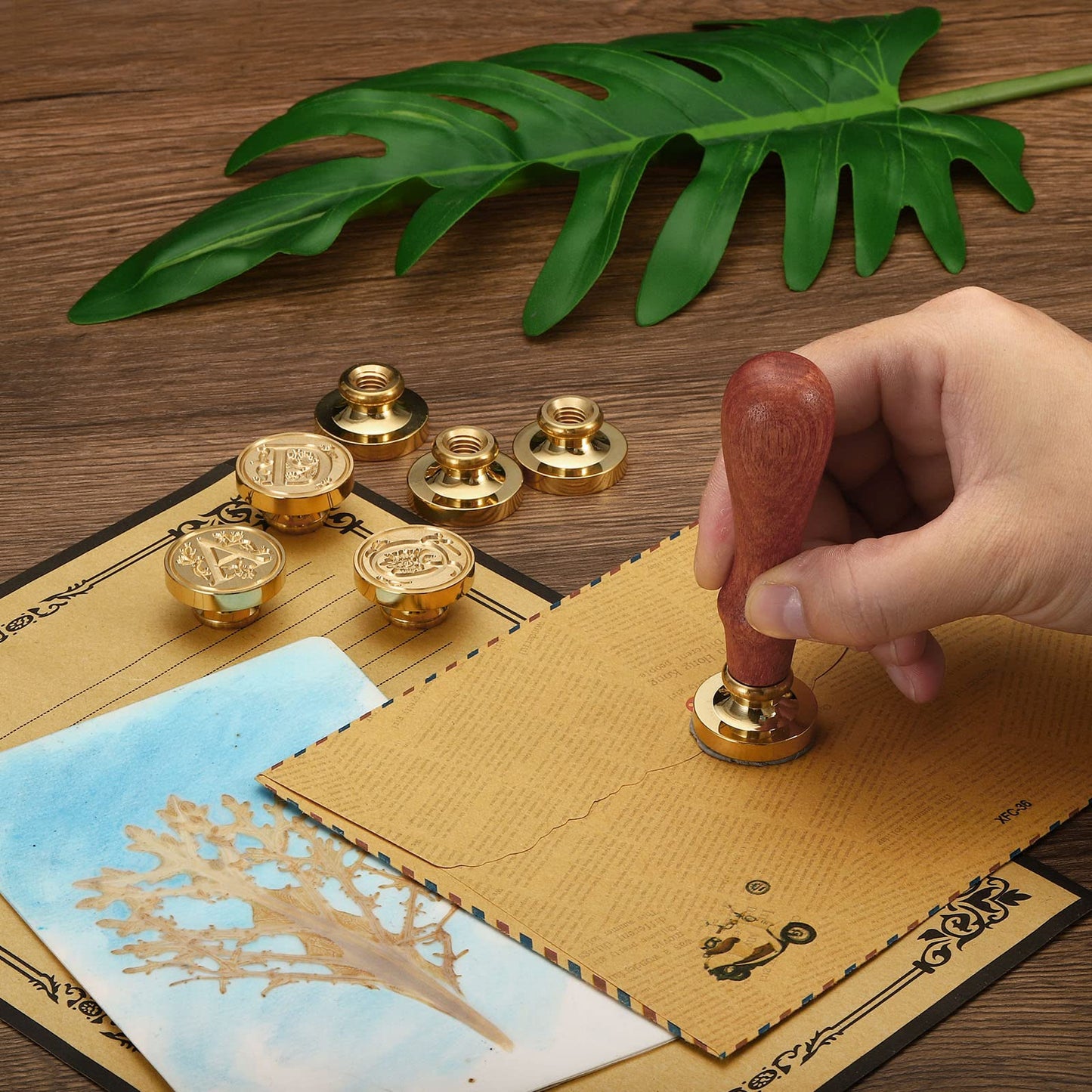 PATIKIL Alphabet Wax Seal Stamp Kit, 26 Letters A-Z Sealing Wax Stamp with 2pcs Wooden Handles, Gift Box Letter Initial Brass Head Vintage