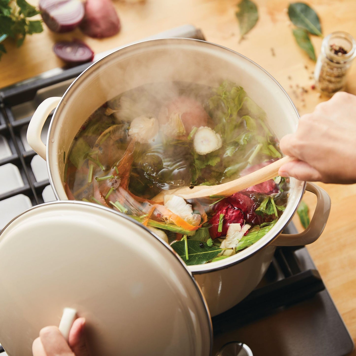 Rachael Ray Enamel-on-Steel Induction Stockpot with Lid, 12-Quart, Almond