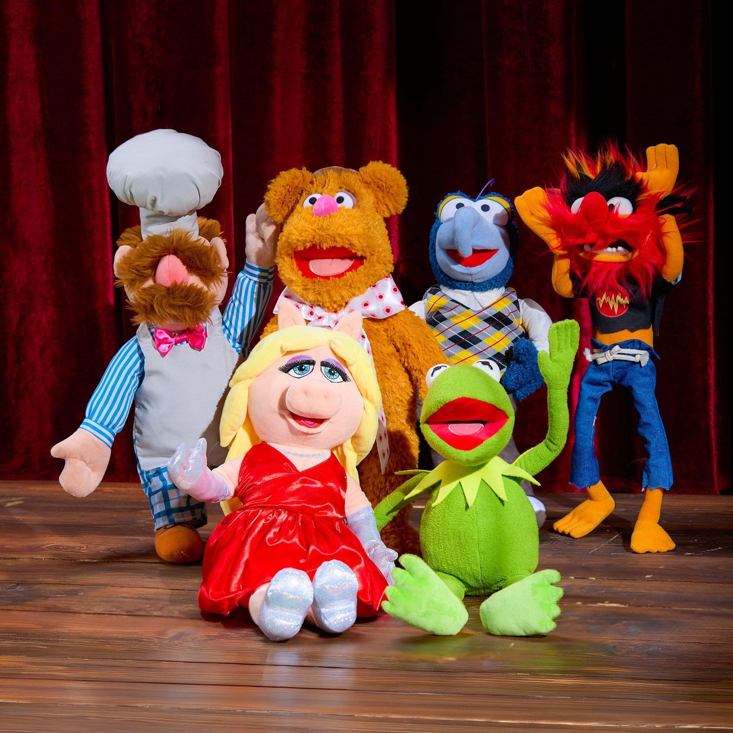 Disney Store Official Kermit The Frog Plush - The Muppets Show Collectible Stuffed Animal with Embroidered Features & Detailed Plush Sculpting - Disney Toys for Muppets Fans, 18 inches