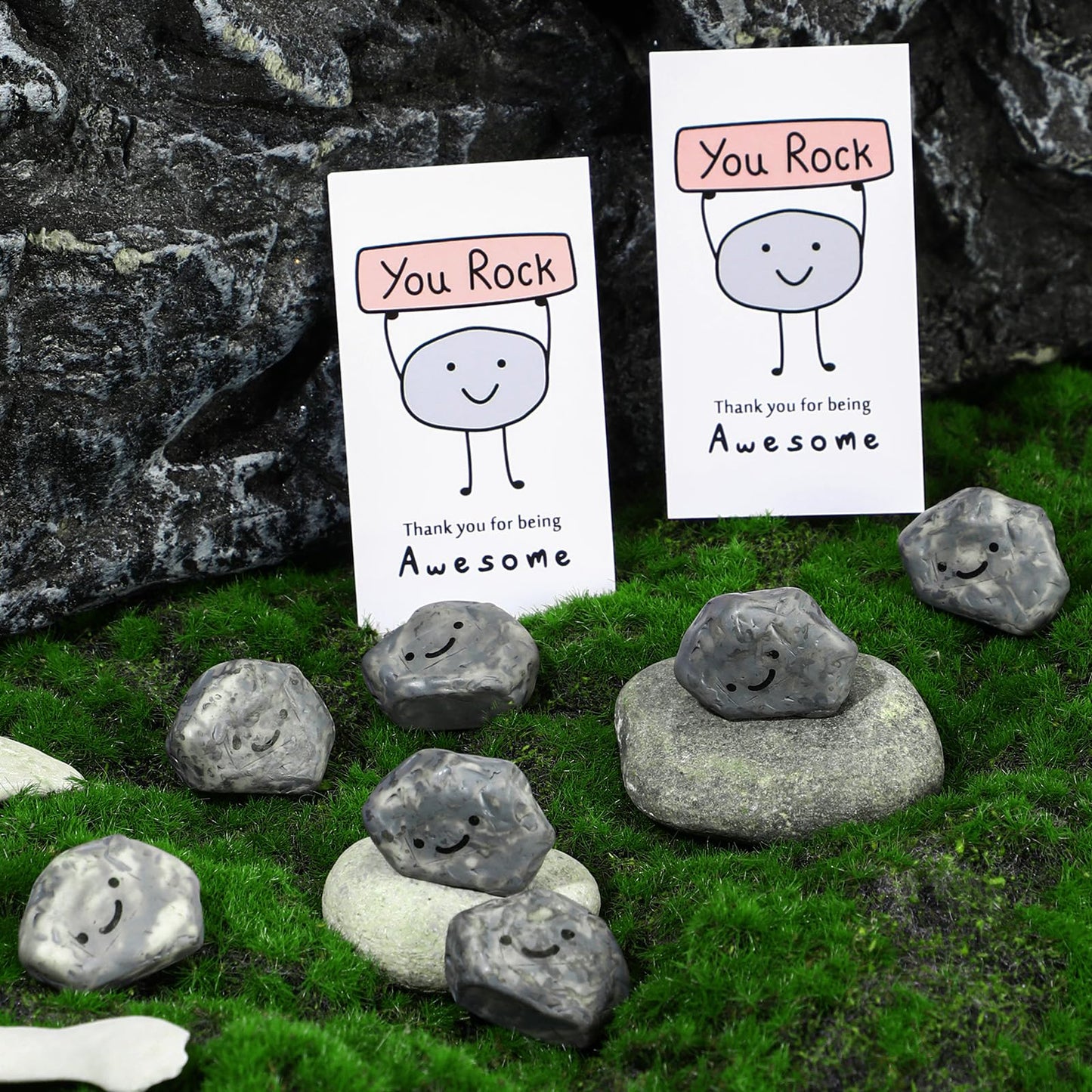 Huwena 100 Sets Inspirational You Rock Employee Appreciation Gifts End of Year Teacher Gifts Smile Resin Stone with Thank You for Being Awesome Rock Card Bulk for Team Staff Coworkers Party Favor