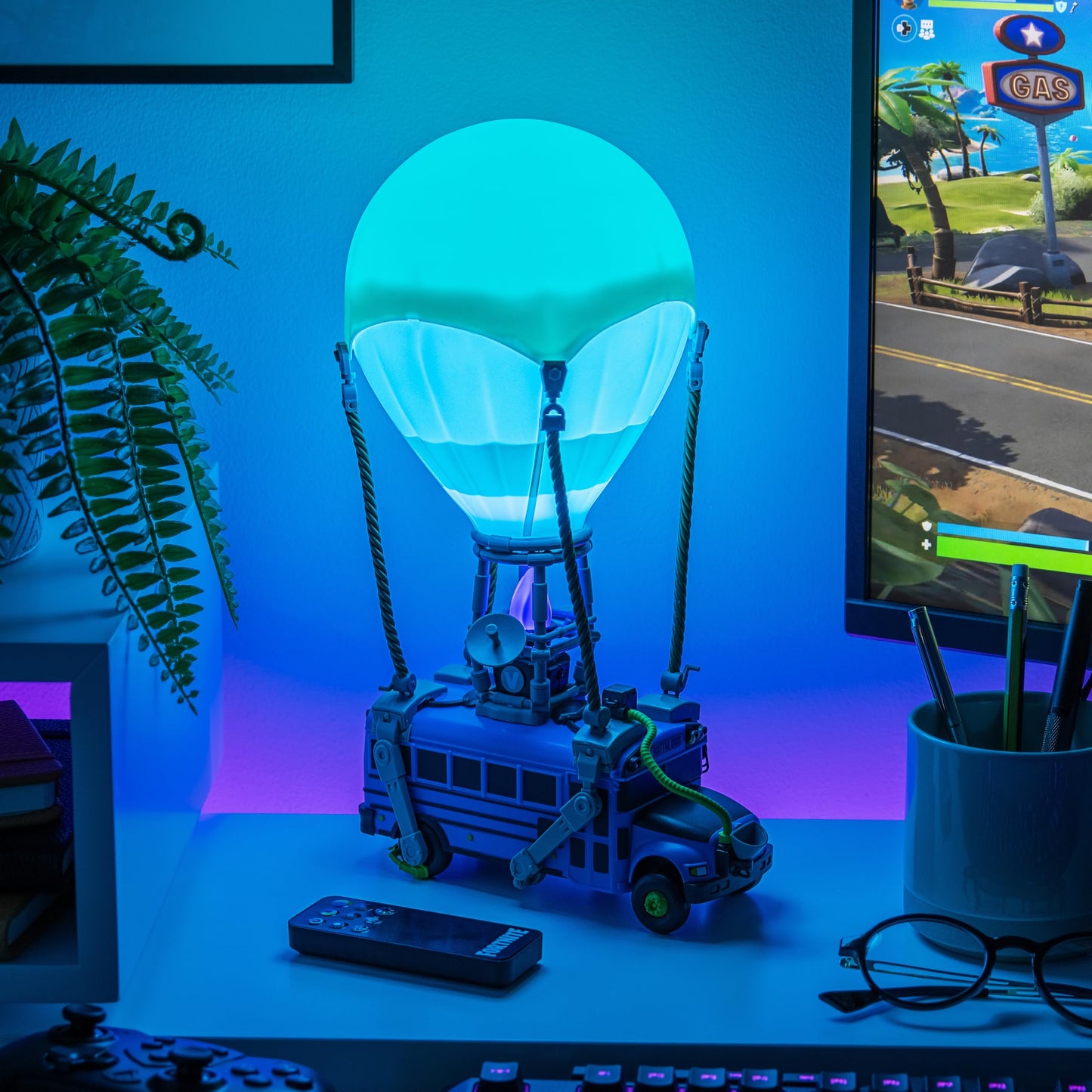 Paladone Fortnite Battle Bus Light, Officially Licensed Color Changing LED Gaming Lamp with Headphone Stand for Gamer Rooms, Bedrooms, Homes, Gift Idea