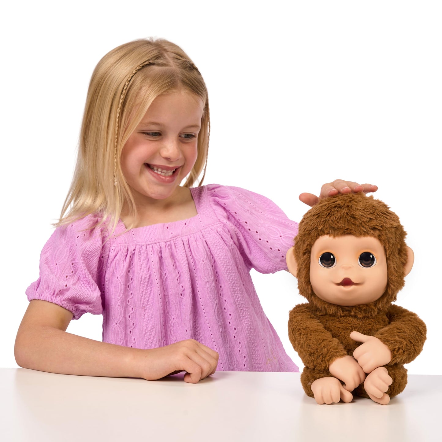 Little Live Pets My Baby Monkey - Adorable pet Monkey with Over 50 Sounds & Reactions. Expressive Moving Mouth. Mango Sucks his Thumb, Feeds from his Bottle, & Hangs from his Hands & feet!