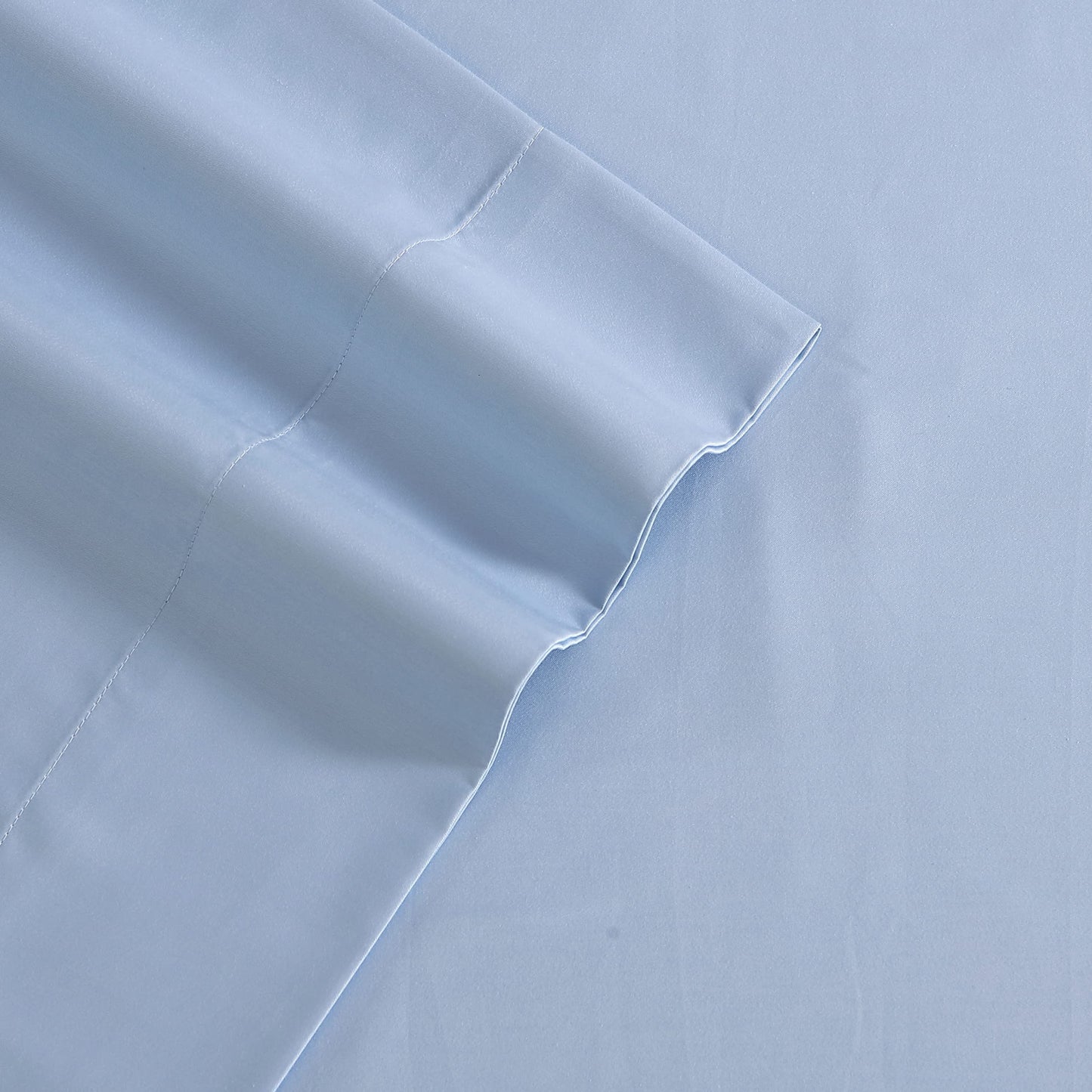 Laura Ashley – Queen Size Sheet Set, Ultra Soft Cotton Blend Sateen Bedding with Fitted Sheet and Pillowcases, Deep Pocket, 800 Thread Count, College Dorm Room Essentials (Pastel Blue)