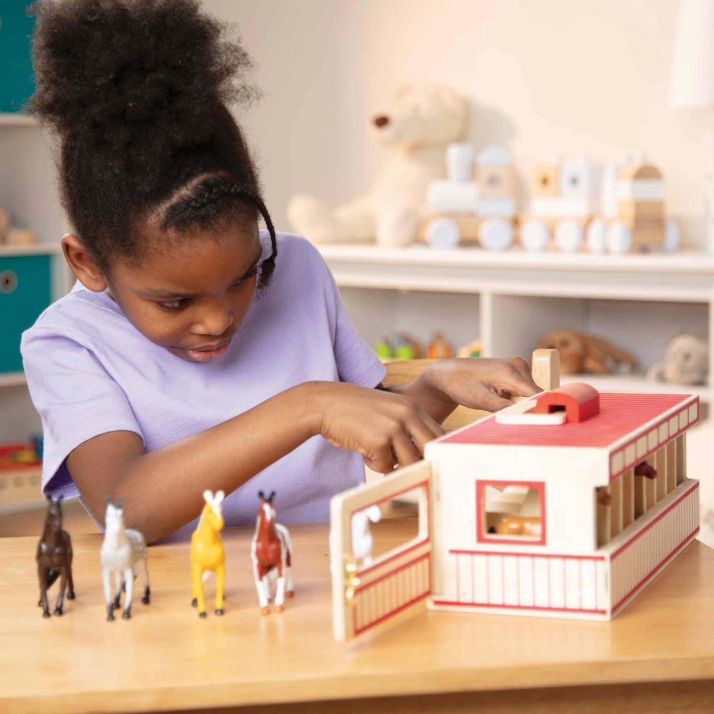 Melissa & Doug Take-Along Show-Horse Stable Play Set with Wooden Stable Box and 8 Toy Horses, Barn Play Set, Portable Toy, for Kids Ages 3+