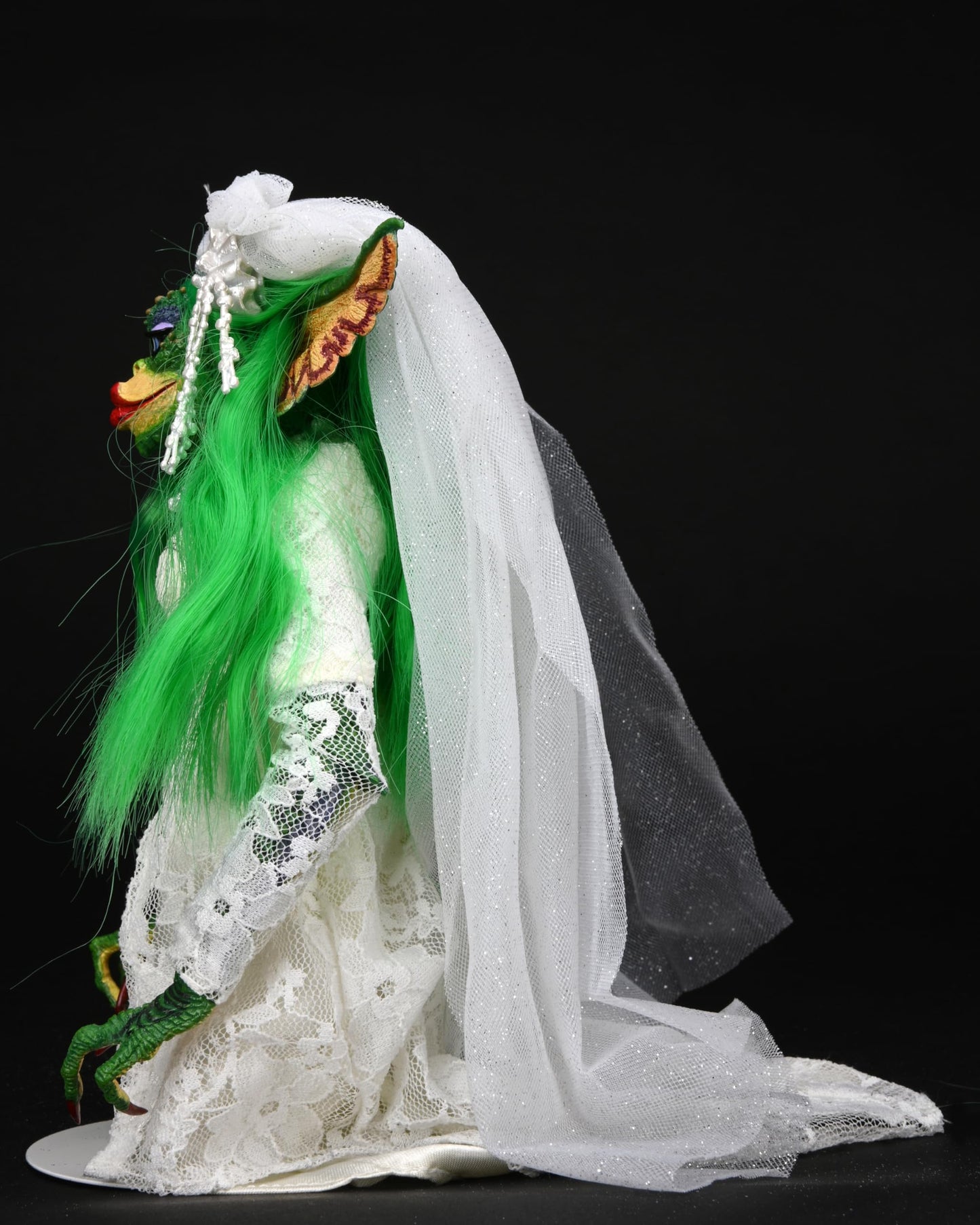 NECA Gremlins 2 Ultimate 7" Scale Greta in Wedding Dress Action Figure