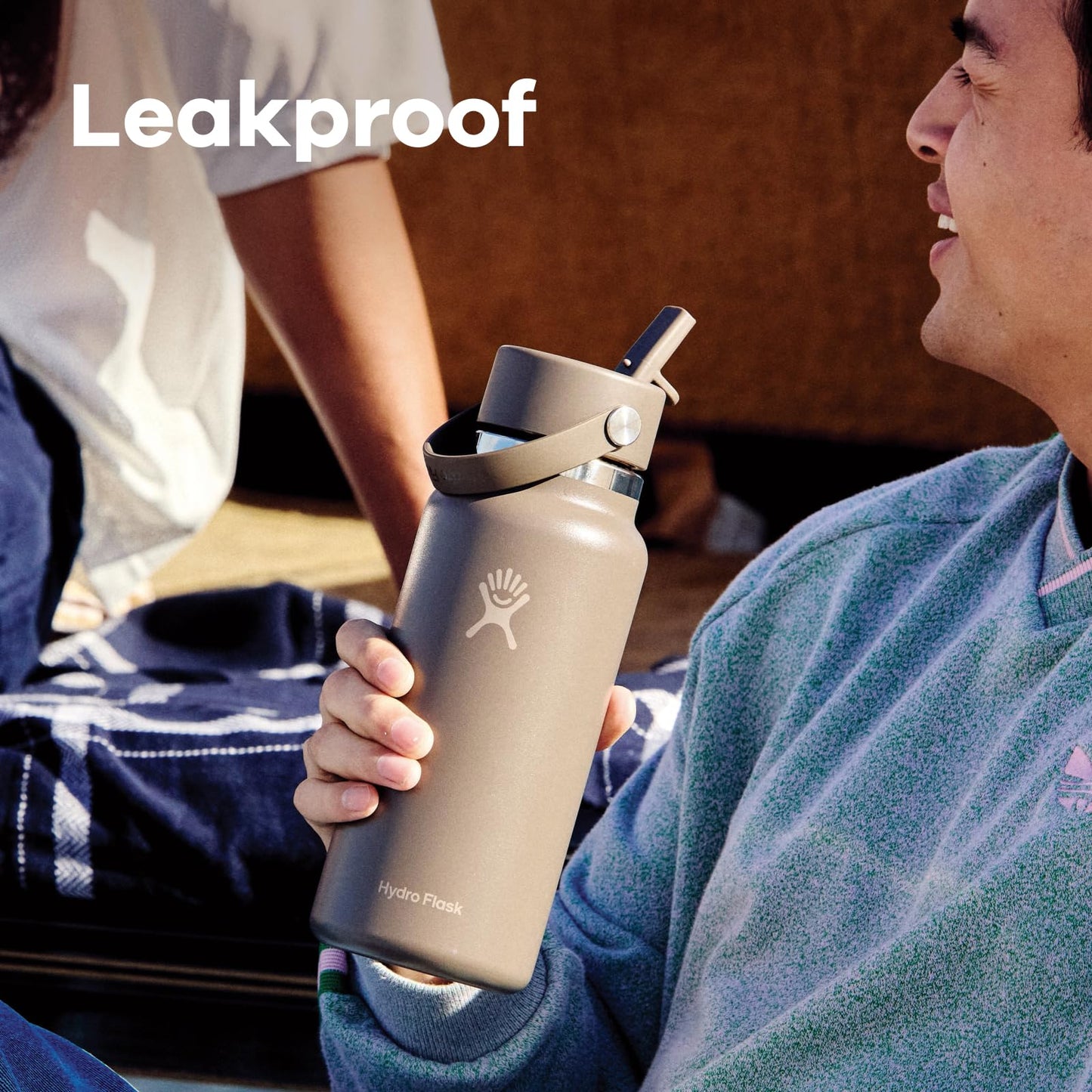 Hydro Flask Water Bottle - Insulated Stainless Steel - Wide Mouth Flex Straw Lid, Non Spill, Leakproof and Refillable in 40 Oz Starlight