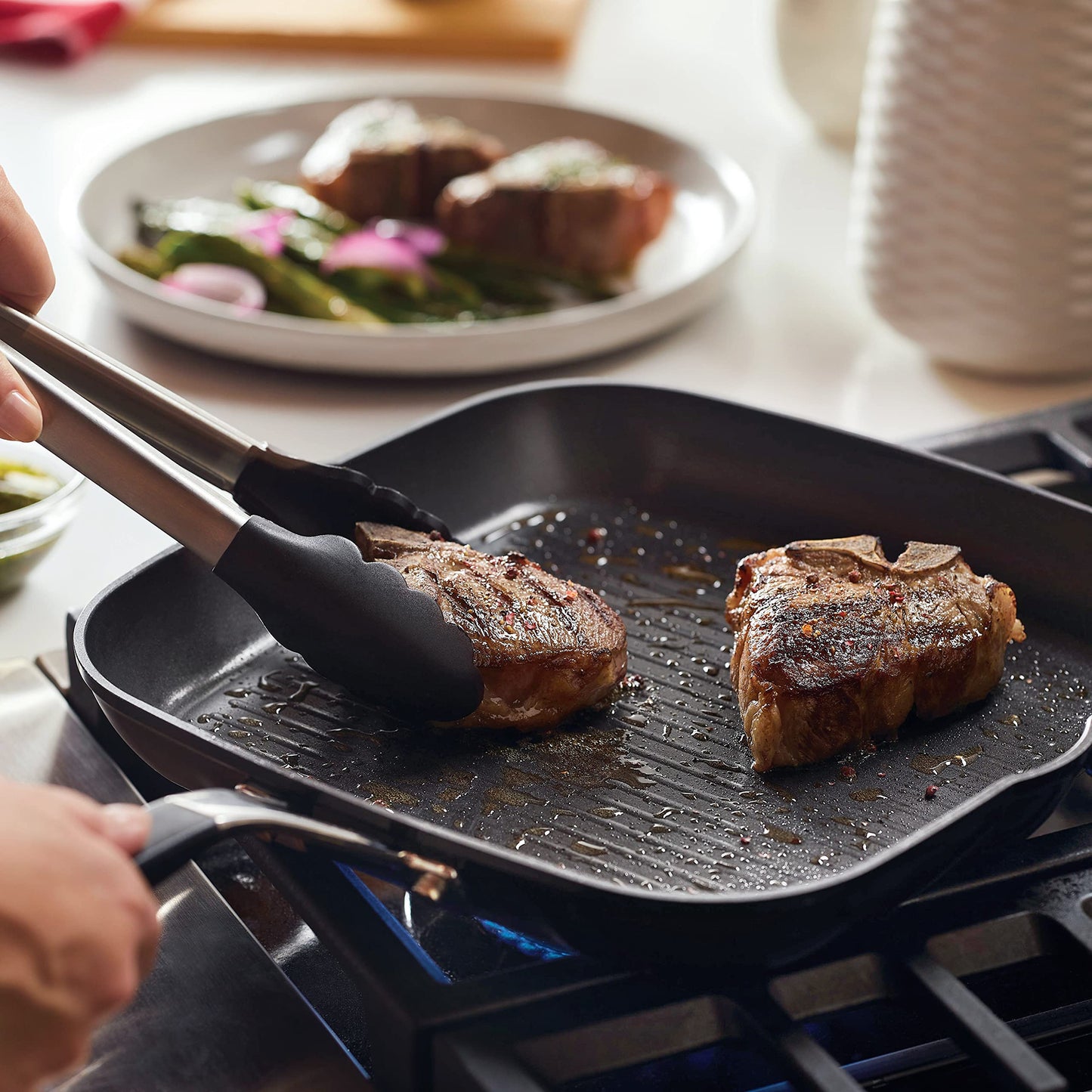 KitchenAid 84808 Hard Anodized Nonstick Square Grill Pan/Griddle with Pour Spouts, 11.25 Inch - Onyx Black