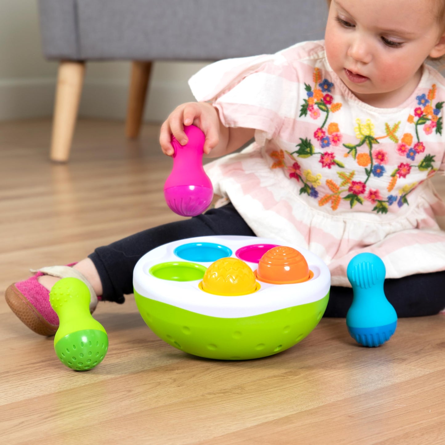 Fat Brain Toys SpinnyPins, Kids Preschool, Spinning and Sorting Building Sets, Early Development Toy for Babies Aged 18 Months and Older, Multicoloured