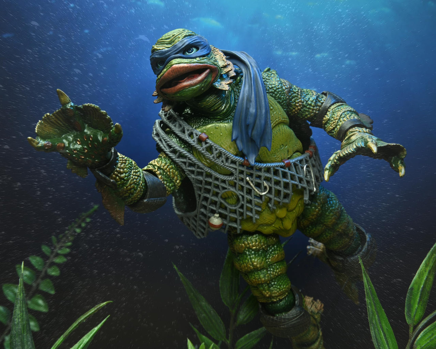 Universal Monsters/Teenage Mutant Ninja Turtles - 7” Scale Action Figure – Leonardo as The Creature