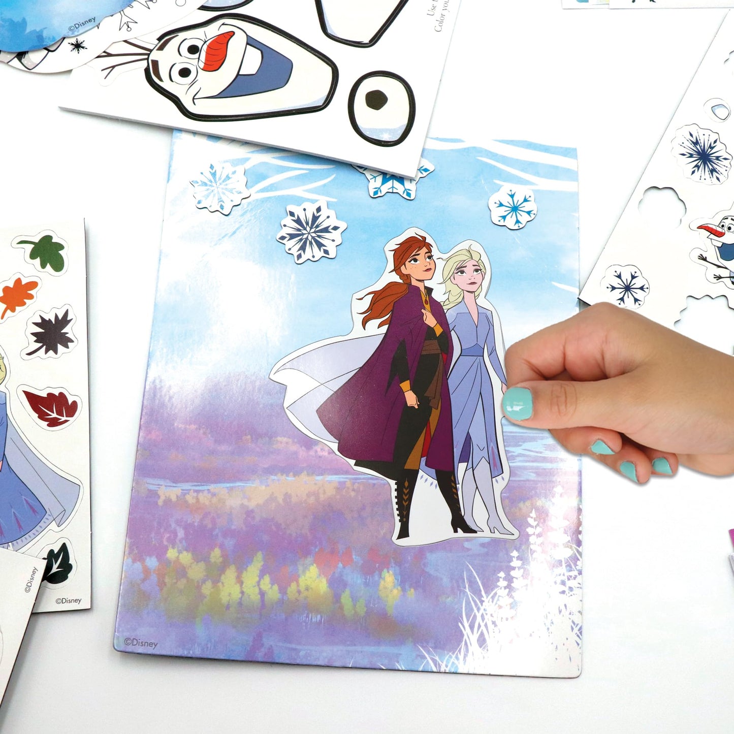Tara Toy Frozen 2 Activity Tote