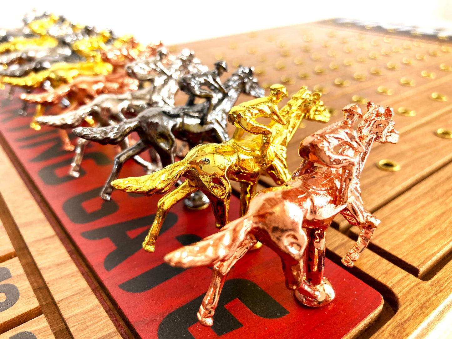 FINENI Horse Racing Game for Adults, Horse Race Board Game with 11 Luxurious Metal Horses (Gold, Silver, Black, Rose Gold), 22” Cherry Wood Horse Race Game Board, Dice & RoseGoldCard Included (Cherry)
