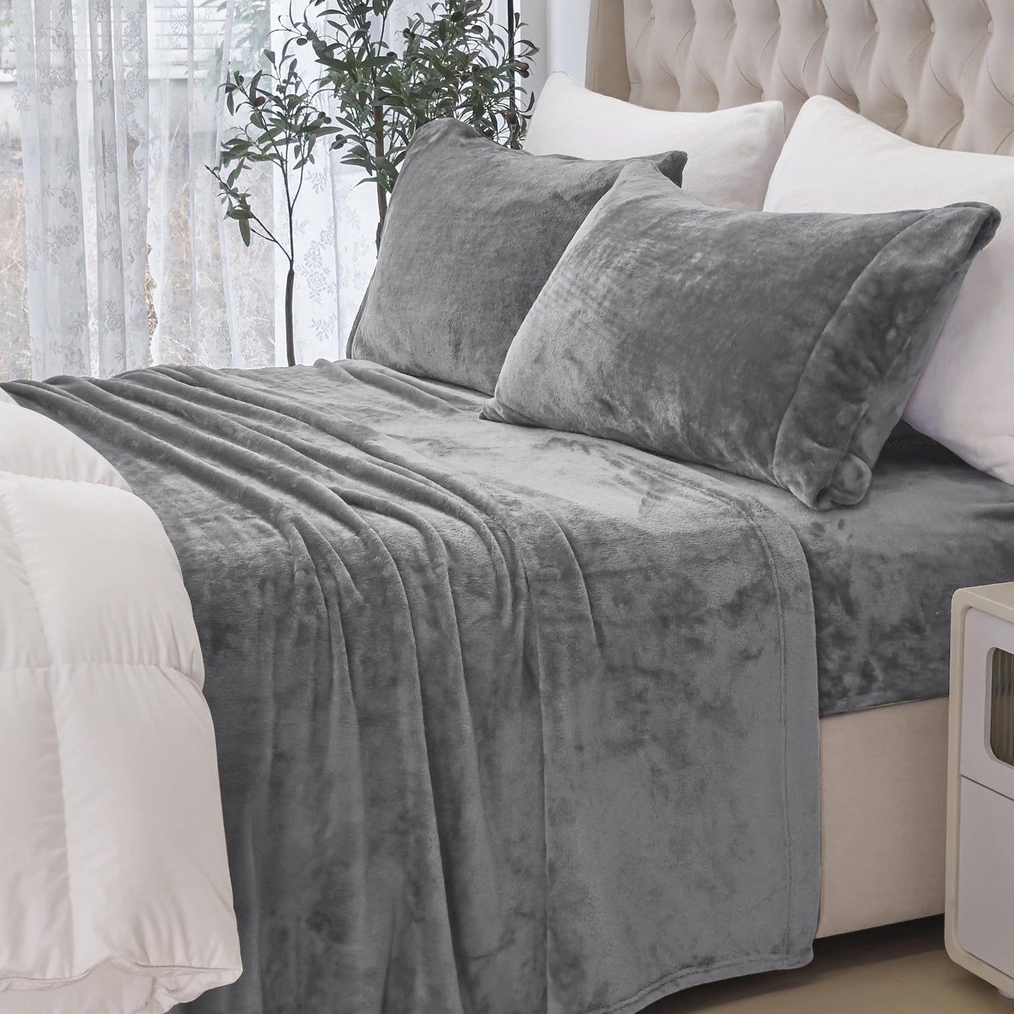 Elegant Comfort Luxuriously Soft 4-Piece Velvet Plush Flannel Sheet Set - Premium Quality - Cozy Warm, Anti-Static, Non Pilling Fuzzy Velvet Flannel Fleece Deep Pocket Sheet Set - Cal King, Gray