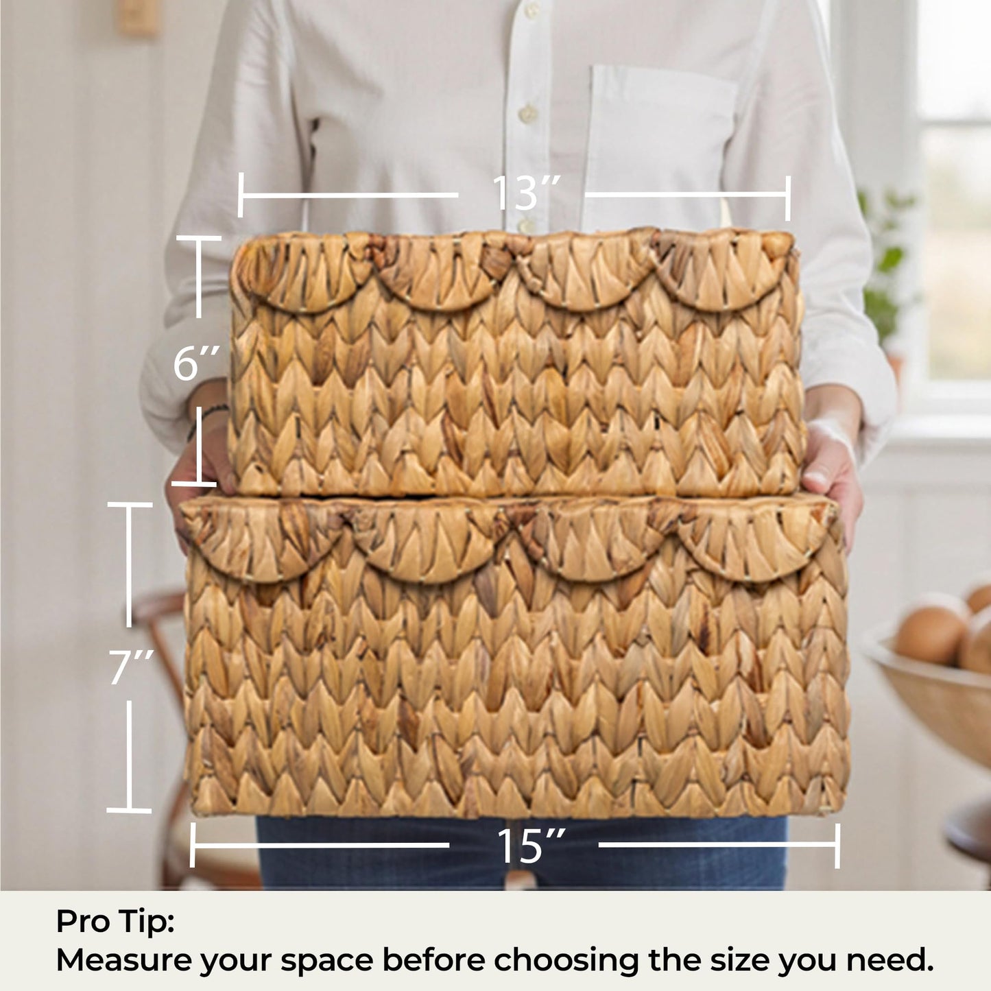 StorageWorks Wicker Basket with Scalloped Edge Lid, Handwoven Water Hyacinth Baskets for Bedroom, Living Room, 13" L x 9 ½" W x 6" H