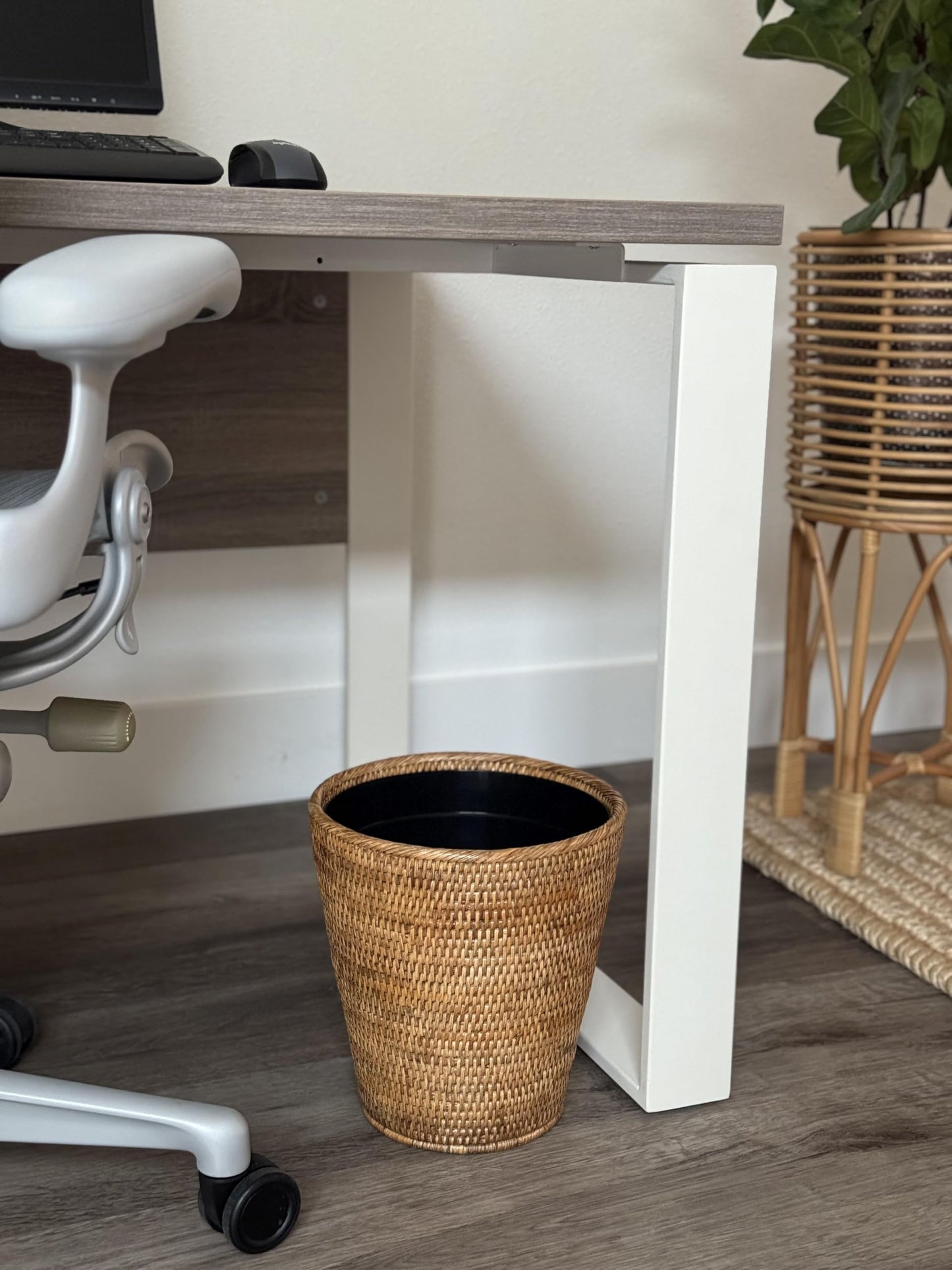 Mekomy KOUBOO La Jolla Rattan Wastebasket with Plastic Insert, Handmade, Trash Can, Small Wastebasket, Bedroom, Bathroom, Vanity, RV, Dorm, Honey Brown