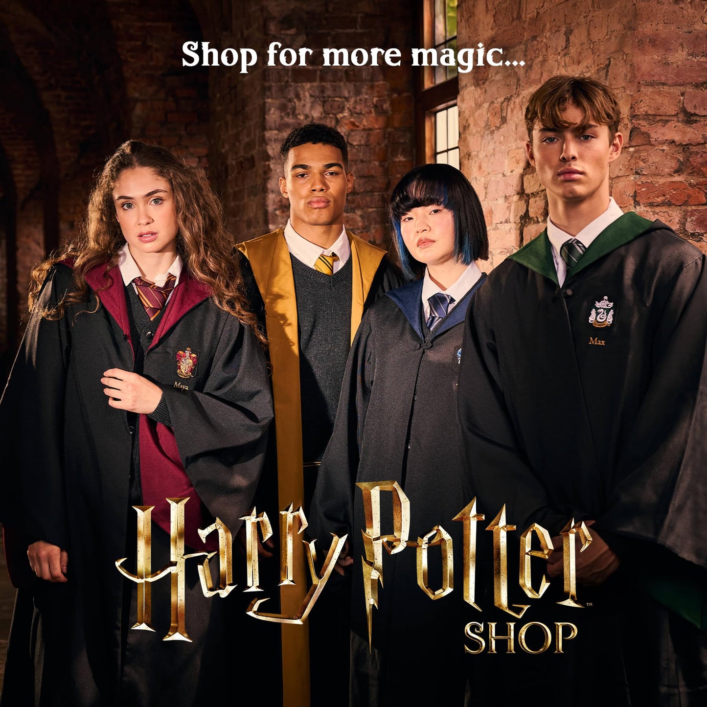 Harry Potter Hogwarts School Trunk - Mini 9” Collectible Storage Case with Hogwarts Crest - Official Wizarding World Prop Replica & Decorative Keepsake Box - Desktop Organizer