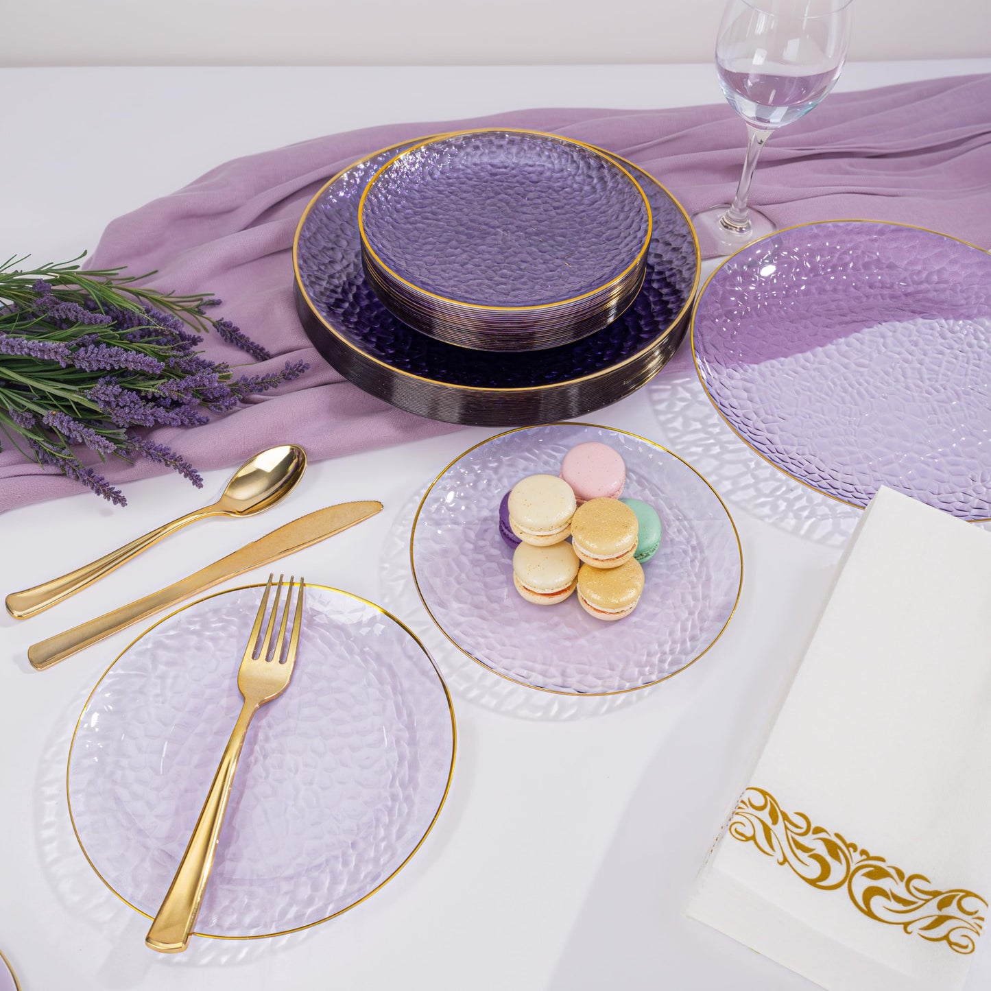 Rubtlamp 175 Pcs Purple Plastic Dinnerware Set (25 Guests), Clear Purple Plates With Gold Rim, Hammered Party Platos, Plates And Cups And Napkins Sets for Wedding, Party&Graduation