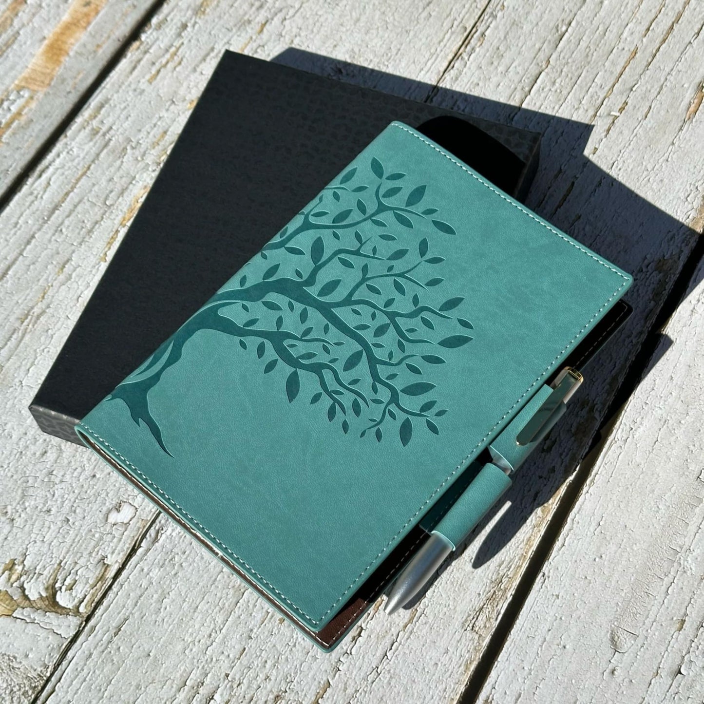 SETTINI® Tree of Life Refillable Writing Journal for Women & Men - Vegan Leather Lined Journal Notebook with Premium Pen - A5 (8.75 x 6 inches), 256 Pages of 100gsm Paper, Beautiful Gift Box Included