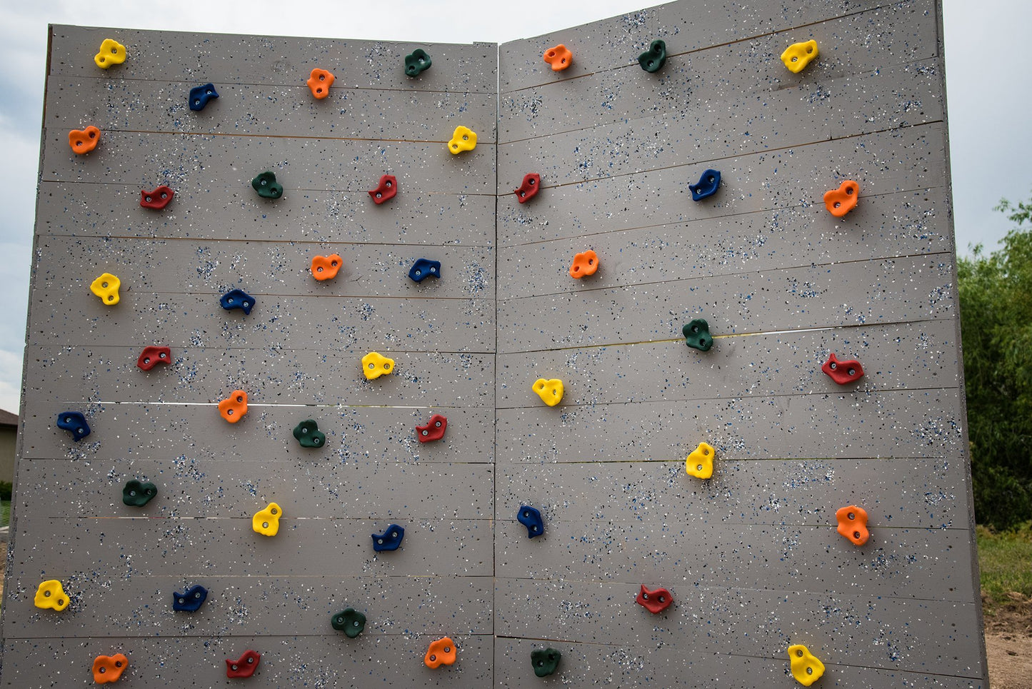 Squirrel Products 20 Extra Large Deluxe Rock Climbing Holds with Mounting Hardware - DIY Rock Wall Comes with Mounting Hardware - Ages 3+