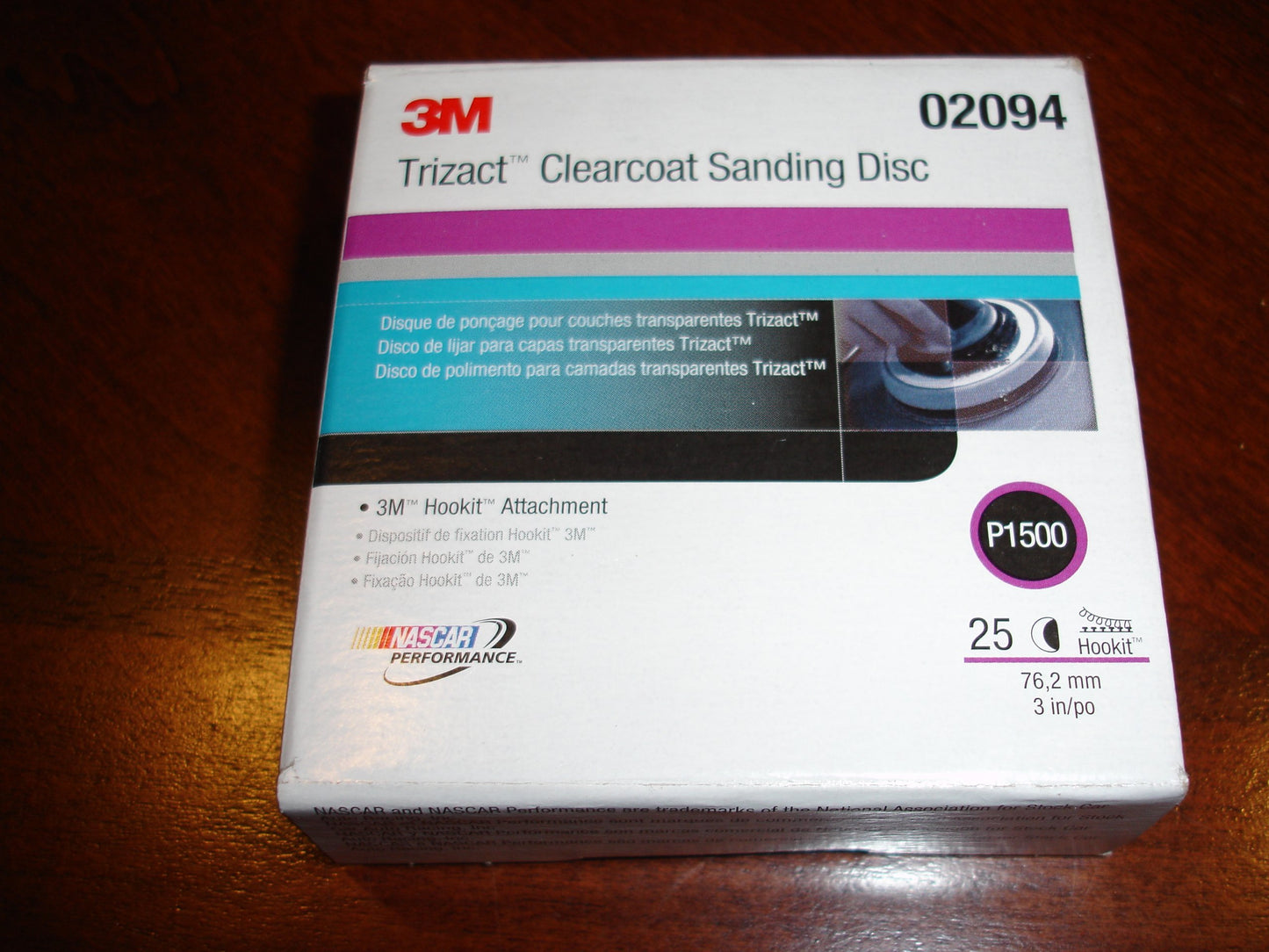 3M Trizact Hookit Clear Coat Sanding Abrasive Disc 471LA, 02094, 3 in, P1500, 25 discs per carton