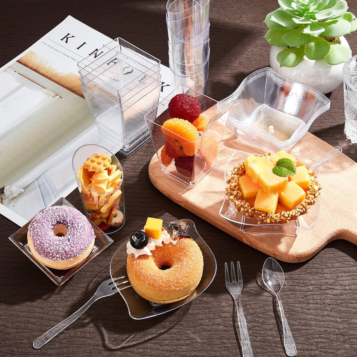 Tessco for you 800 Pcs Mini Appetizer Plates Dessert Cups Spoons Forks Set Dessert Containers Assorted Shape Plastic Parfait Cups Disposable Spoon Forks for Party Serving (Clear)