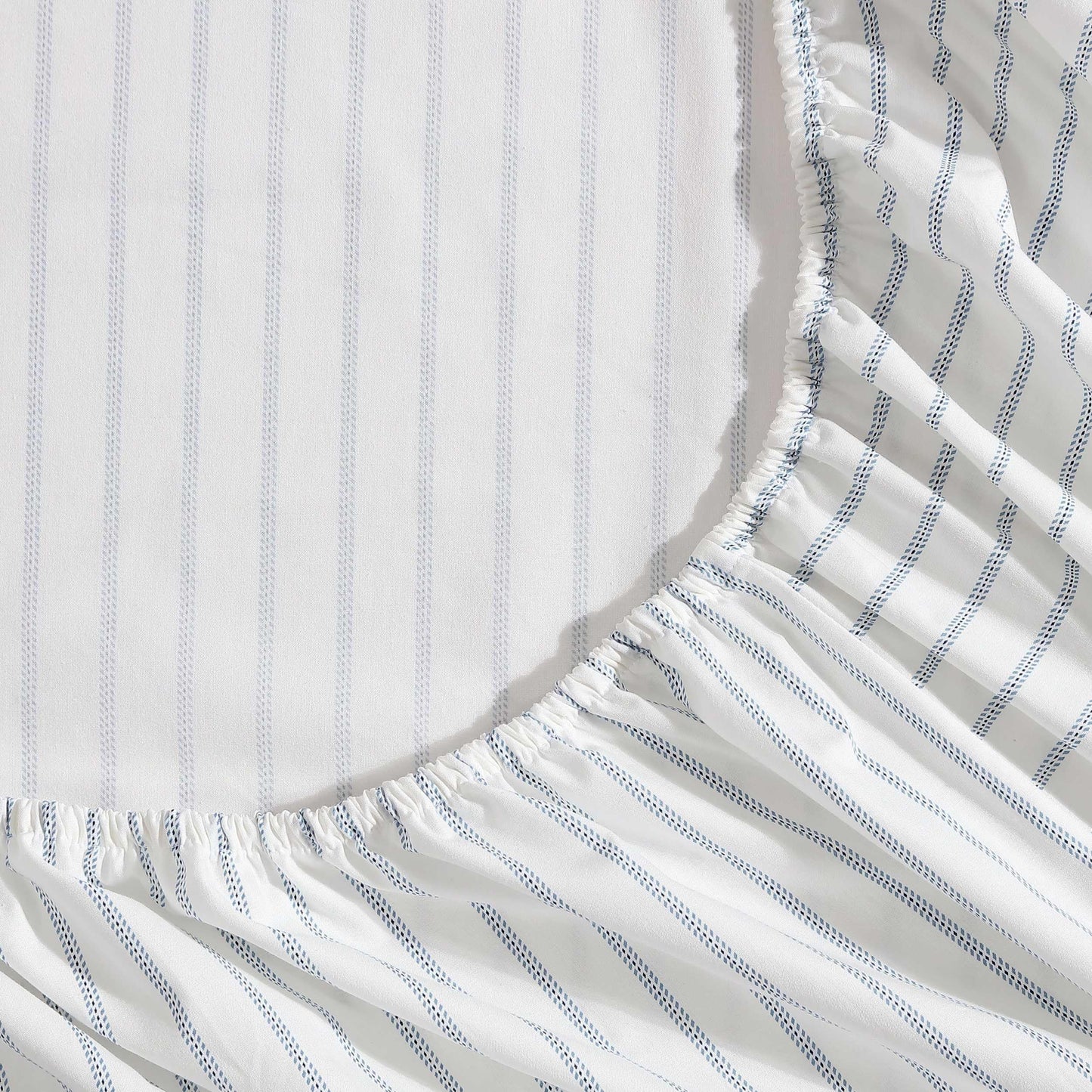 Eddie Bauer - Queen Sheet Set with Fitted Sheet & Pillowcases, 100% Cotton Percale Bedding, Crisp & Cool, Deep Pocket, Essential Stripe White