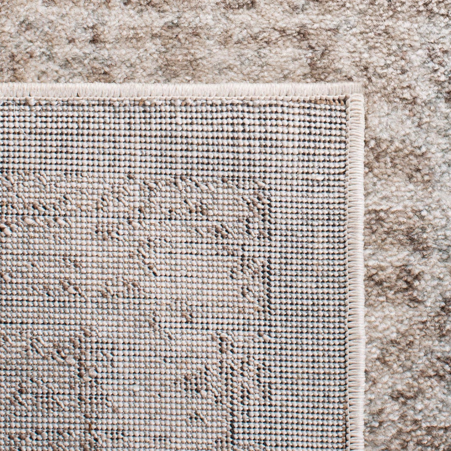 SAFAVIEH Area Rug 3x5 - Evoke Collection - Ivory & Taupe, Distressed Design, Non-Shedding & Easy to Clean, Ideal for Foyer, Bedroom, Accent Space (EVK256E)